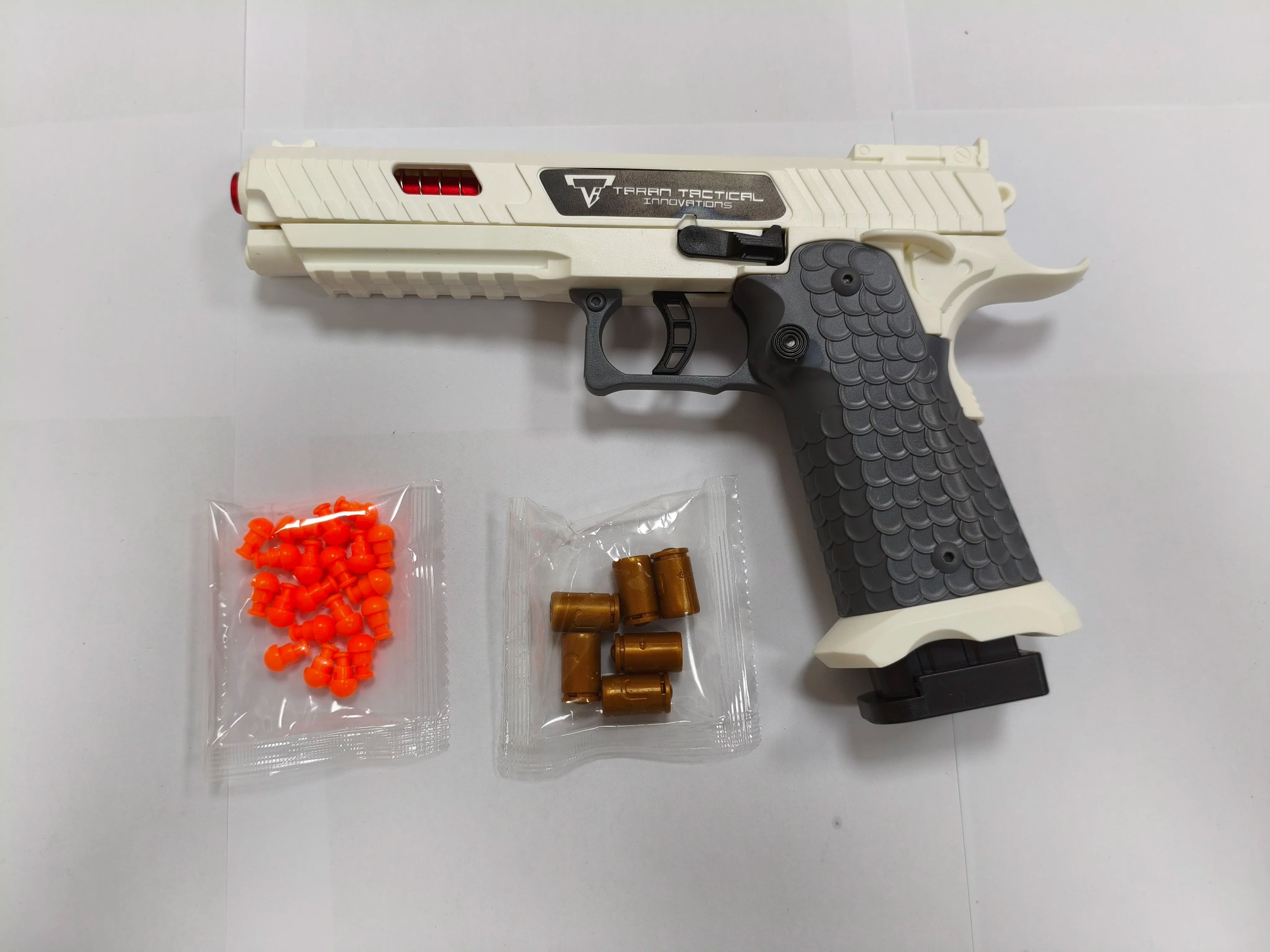 Shell Ejecting Toy Pistol  ABS Plastic Continuous Shooting Revolver For Outdoor Games Role Play  Bi 6