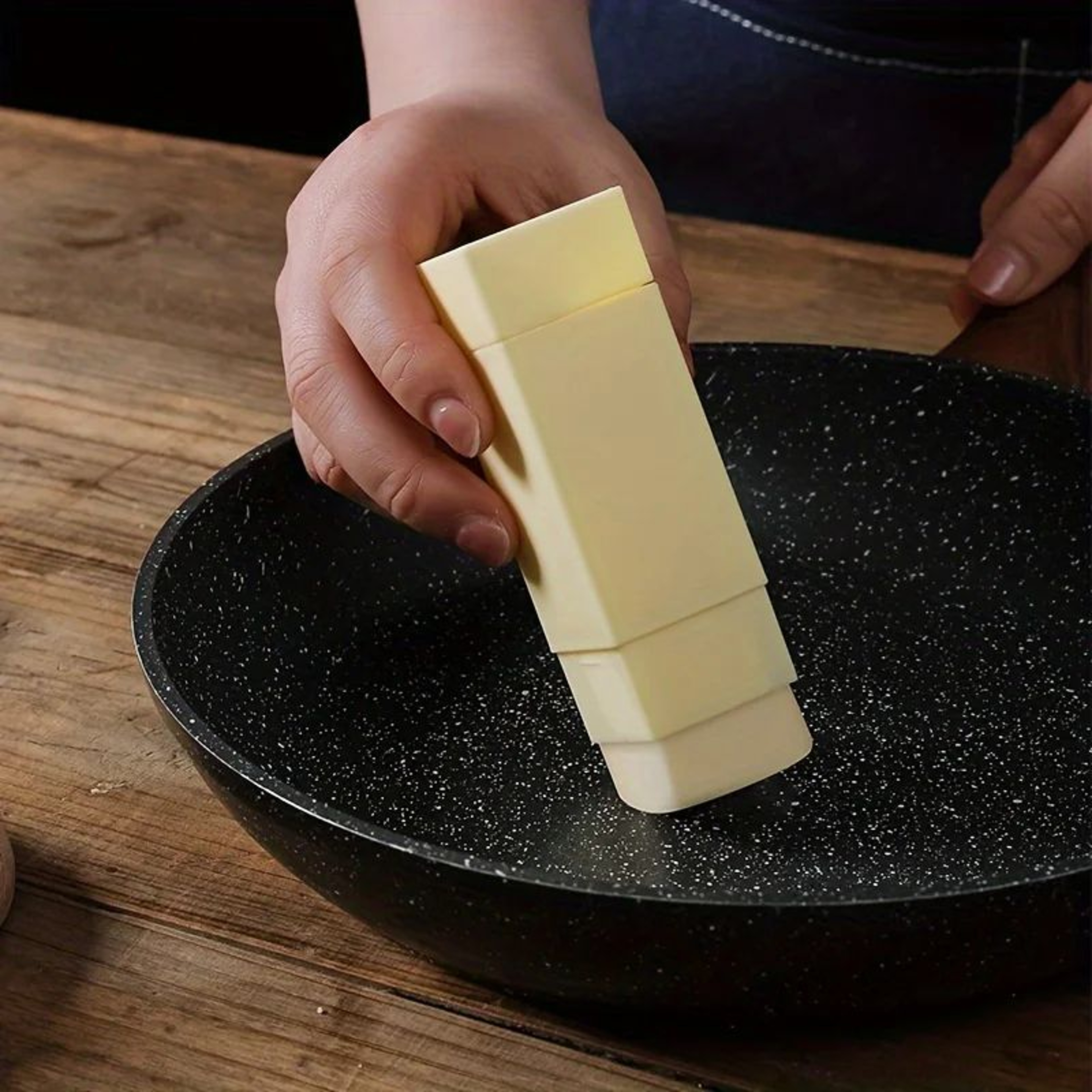 Portable Butter Spreader  OneTouch Plastic Butter Dispenser For Easy Spreading Home Baking Travel A 7