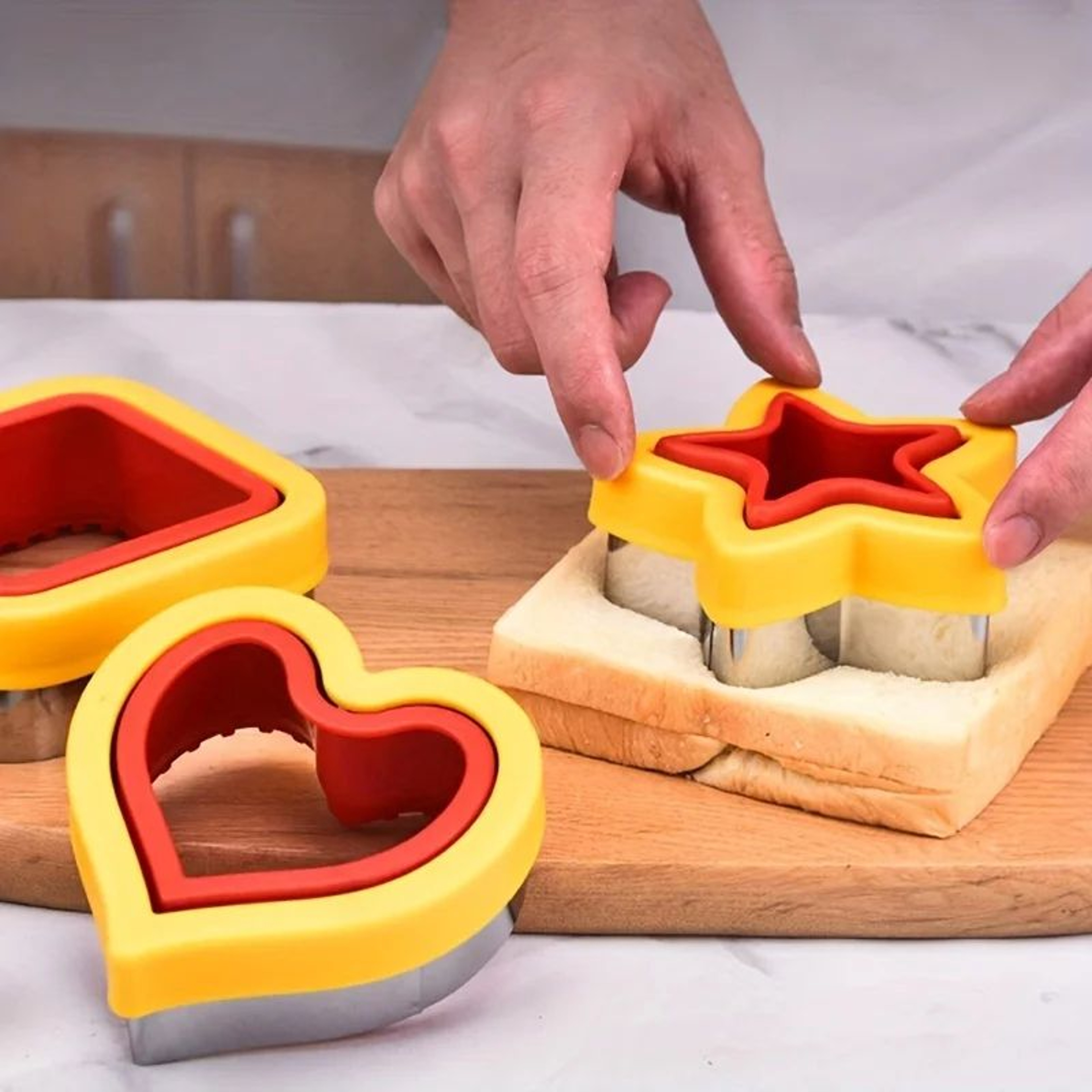 Stainless Steel Sandwich Cutter  Mold With Hand Guard For Creative Toast Fruit Shapes Lunch Box Dec 5
