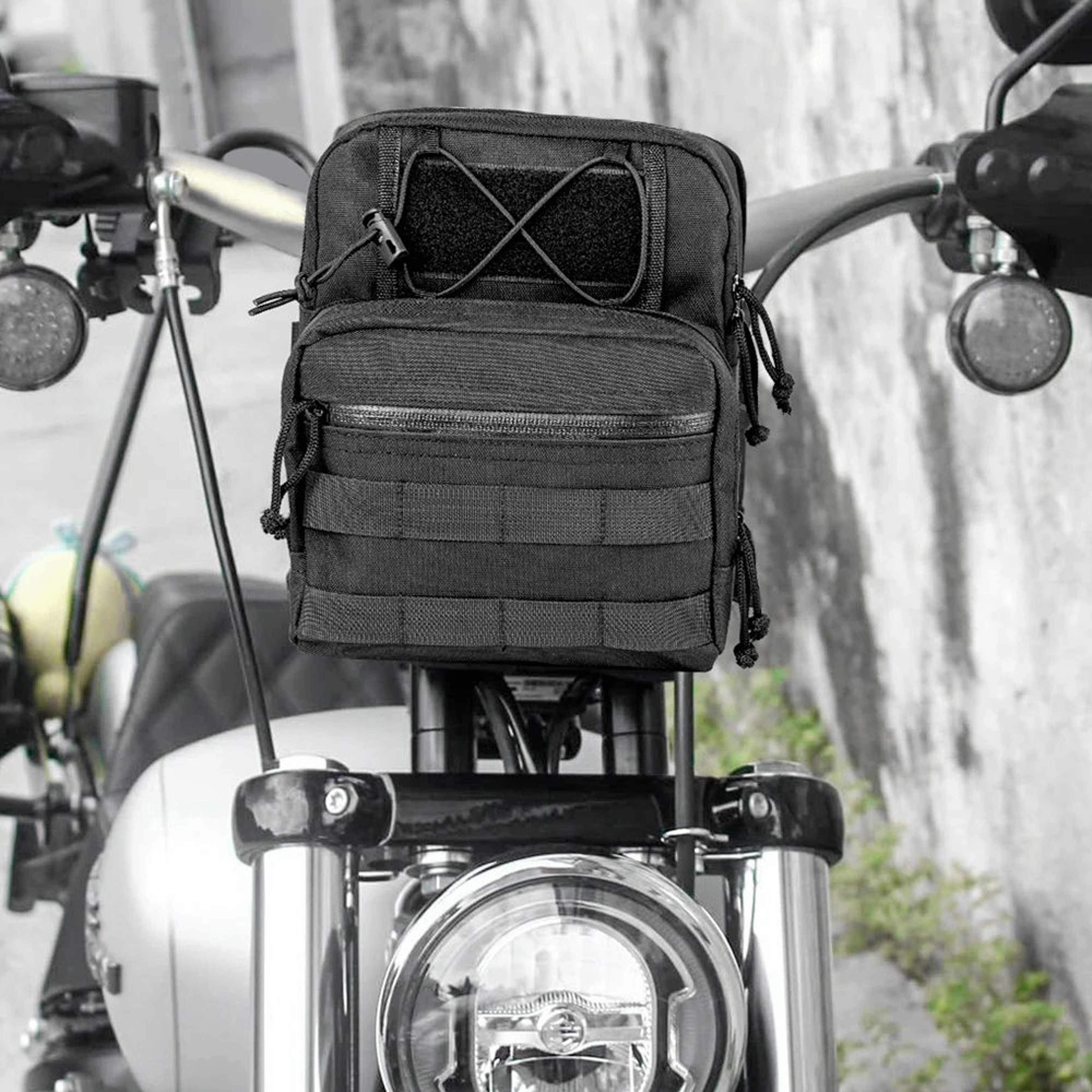 Motorcycle Handlebar Bag  WaterRepellent 1680D Nylon Storage With MOLLE Panels  4 Straps For Flexib 4