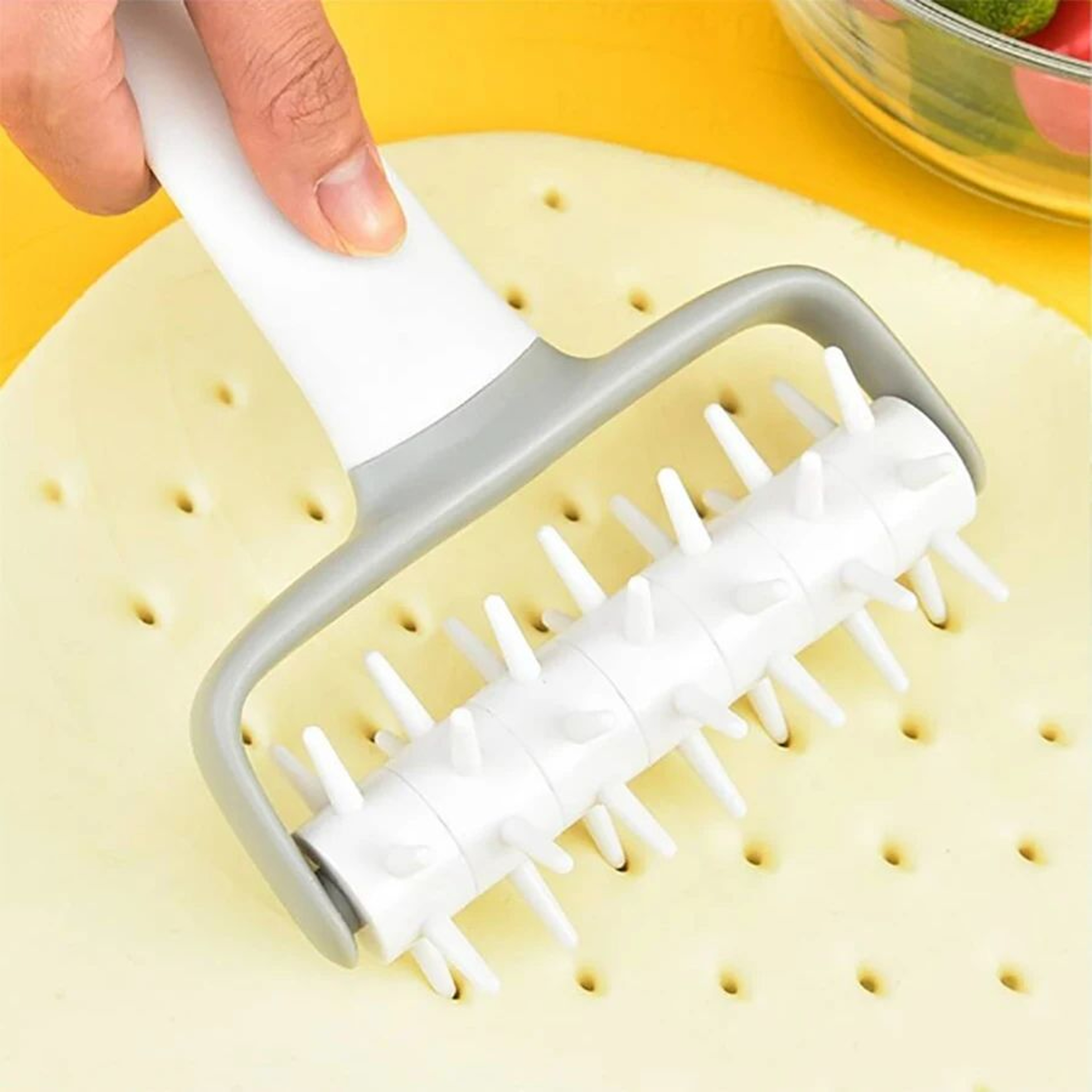 Pizza Dough Docker  PP Pin Roller For Even Perforations Helping Release Air Bubbles In Pizza Bread  4