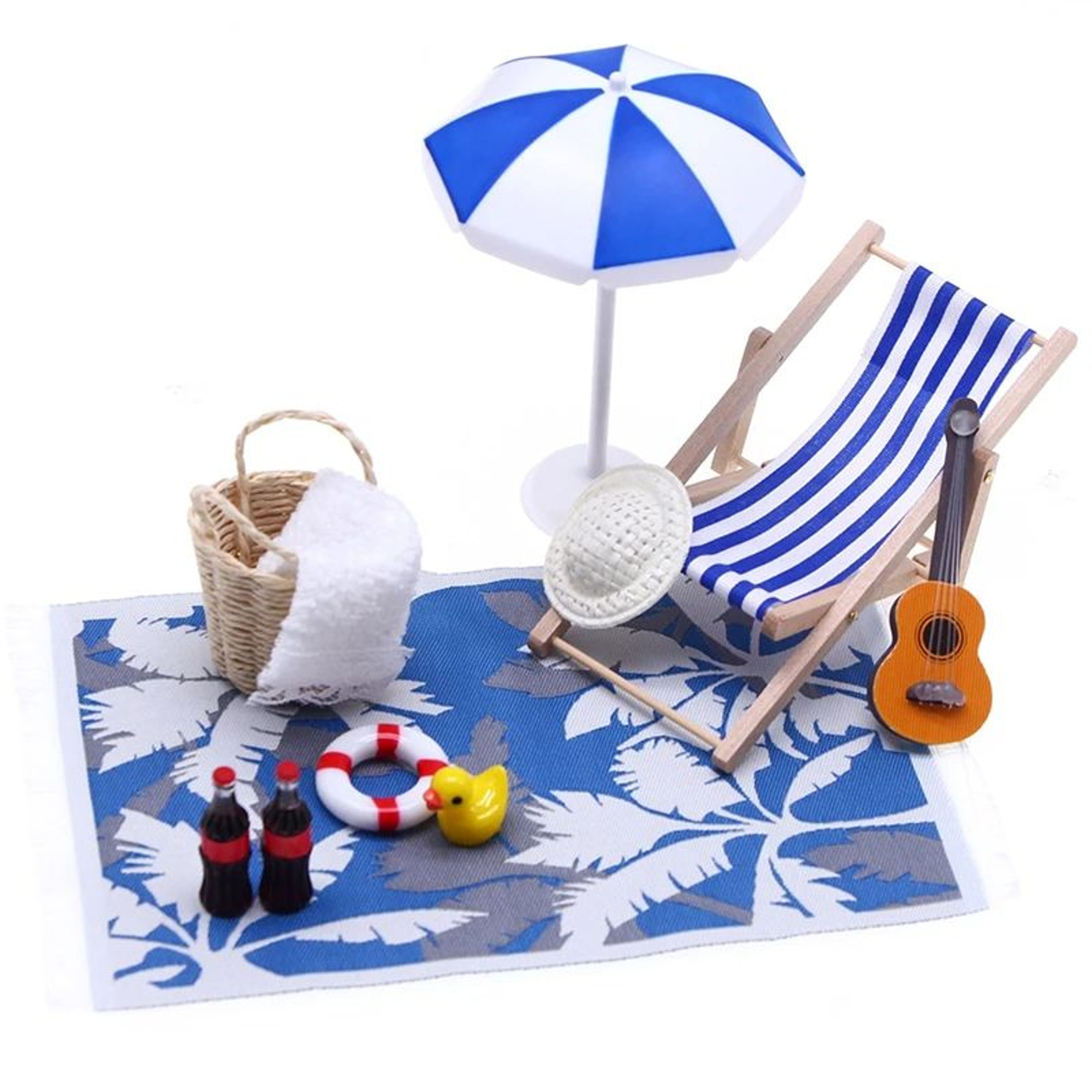 Mini Beach Umbrella  Deckchair Set For Dollhouses 0