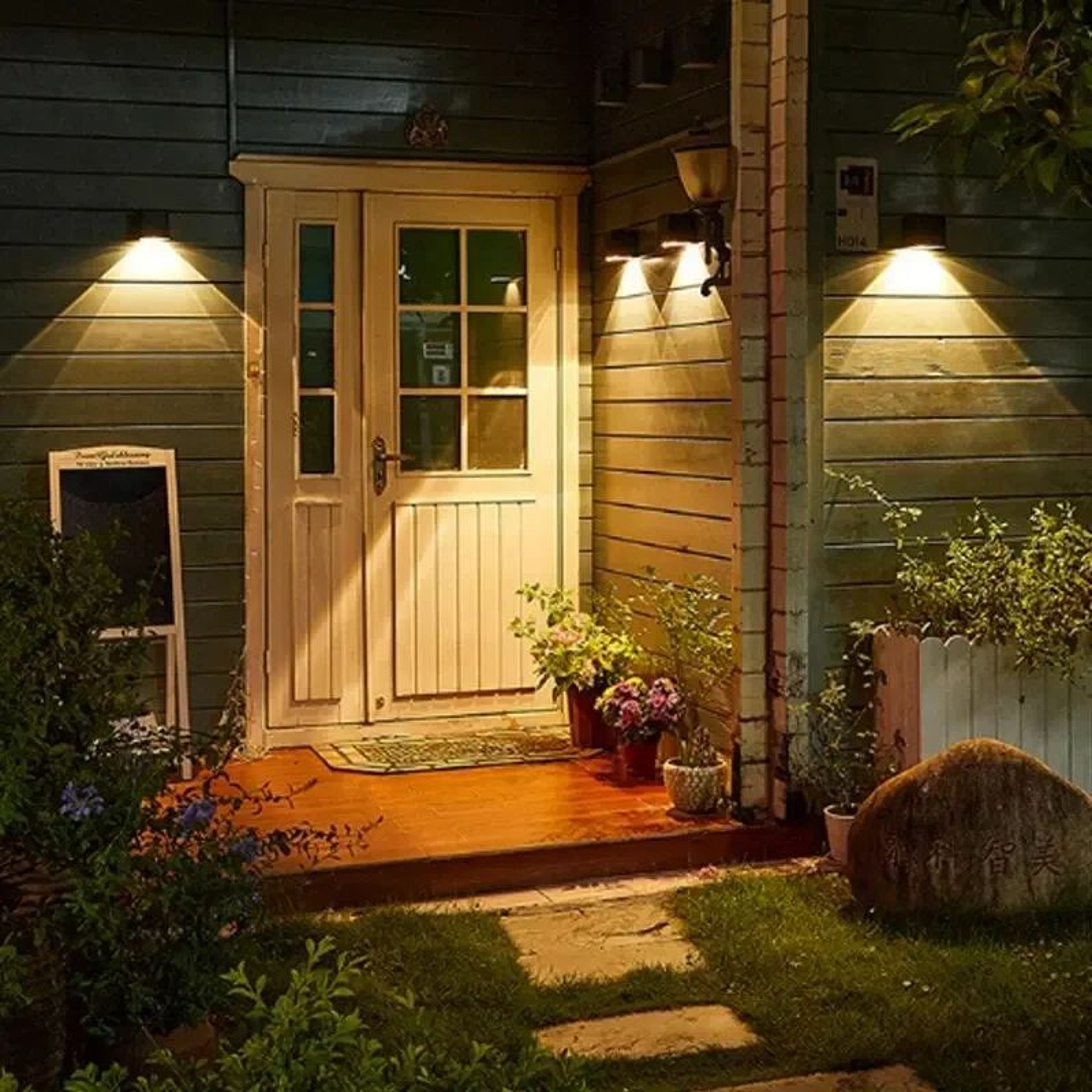 Modern Solar Square Wall LED Light 18
