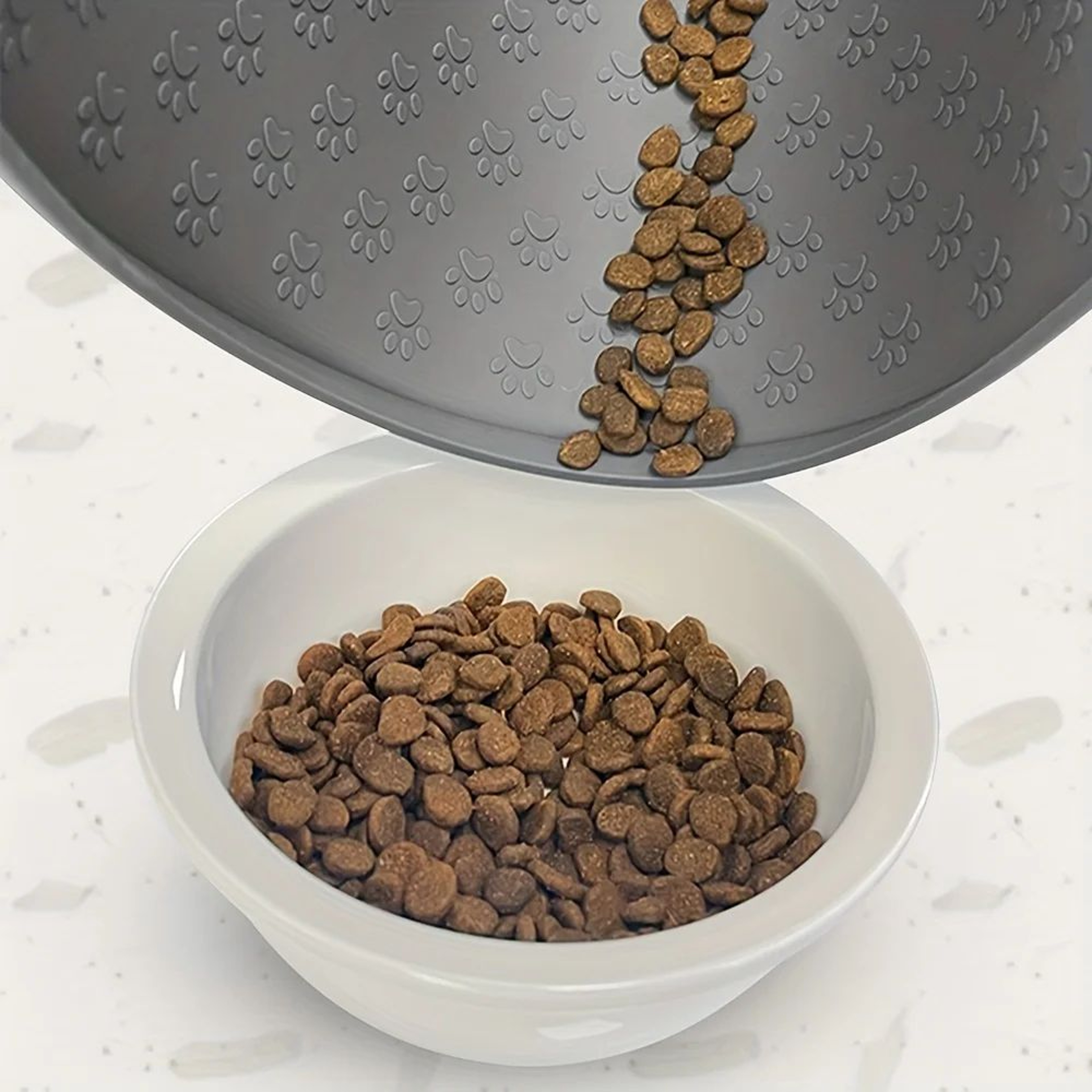 Non Slip Silicone Pet Feeding Mat 2