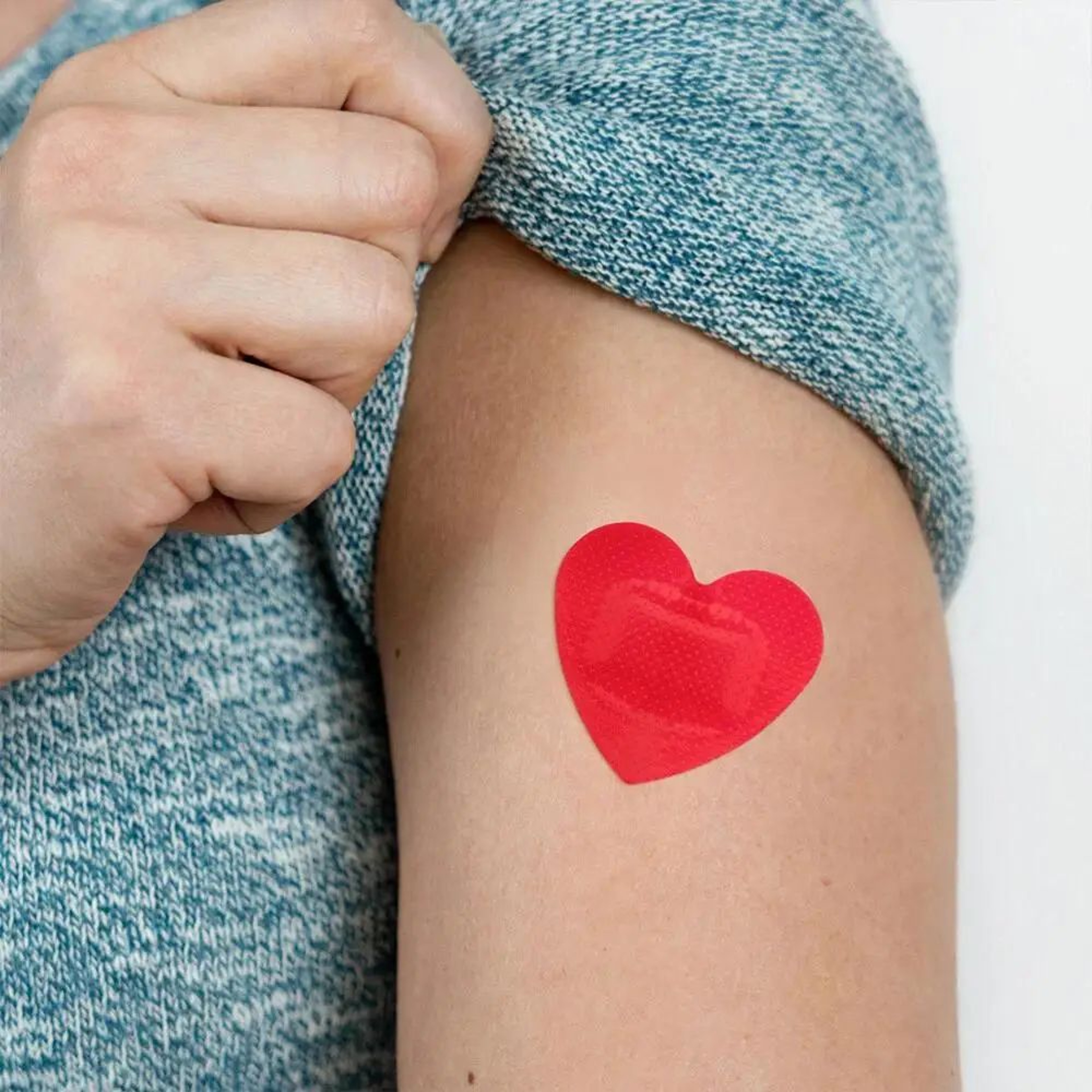 Heart Shaped Hydrocolloid Bandages 2