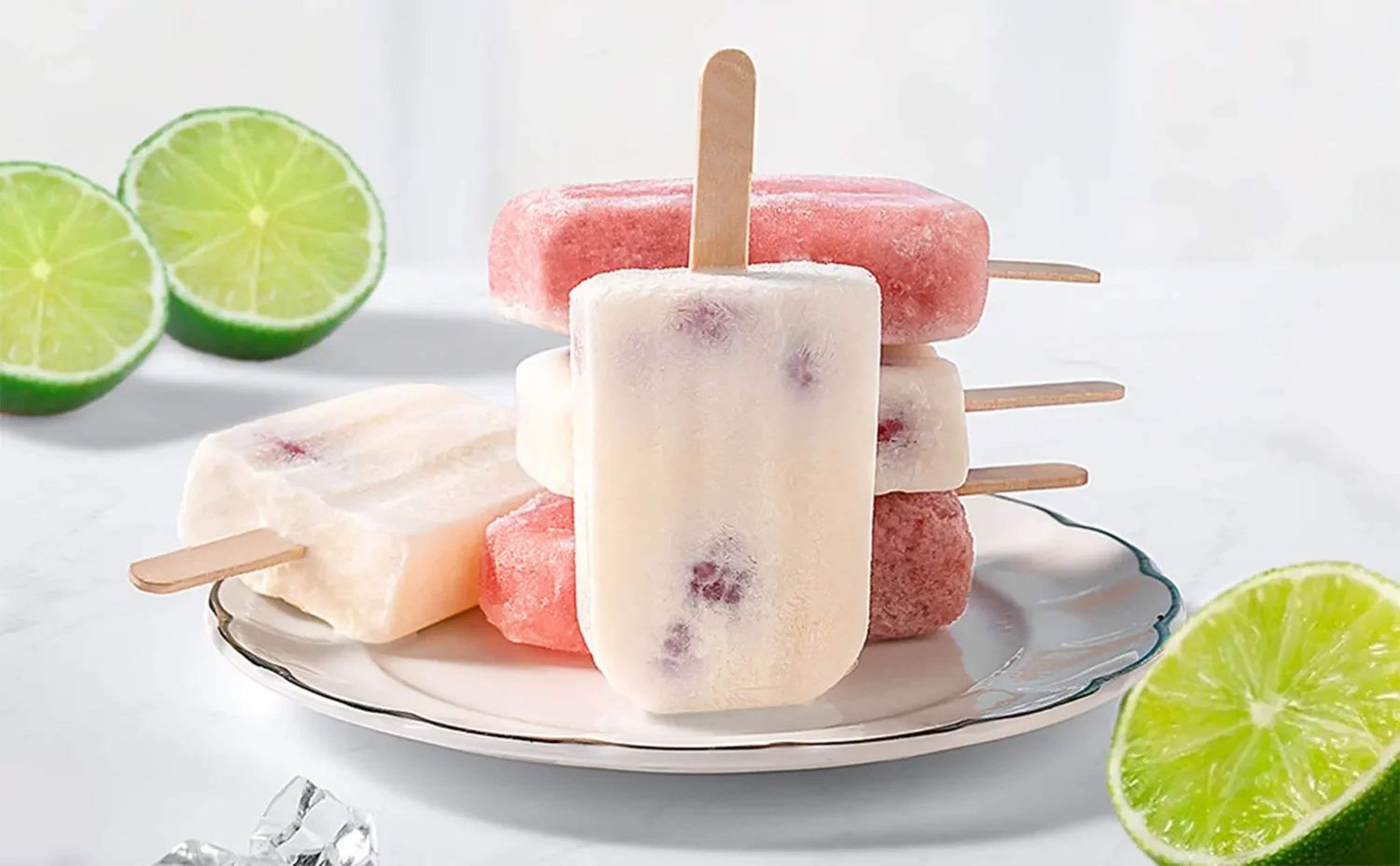 Silicone Popsicle Mold With Wooden Sticks 7