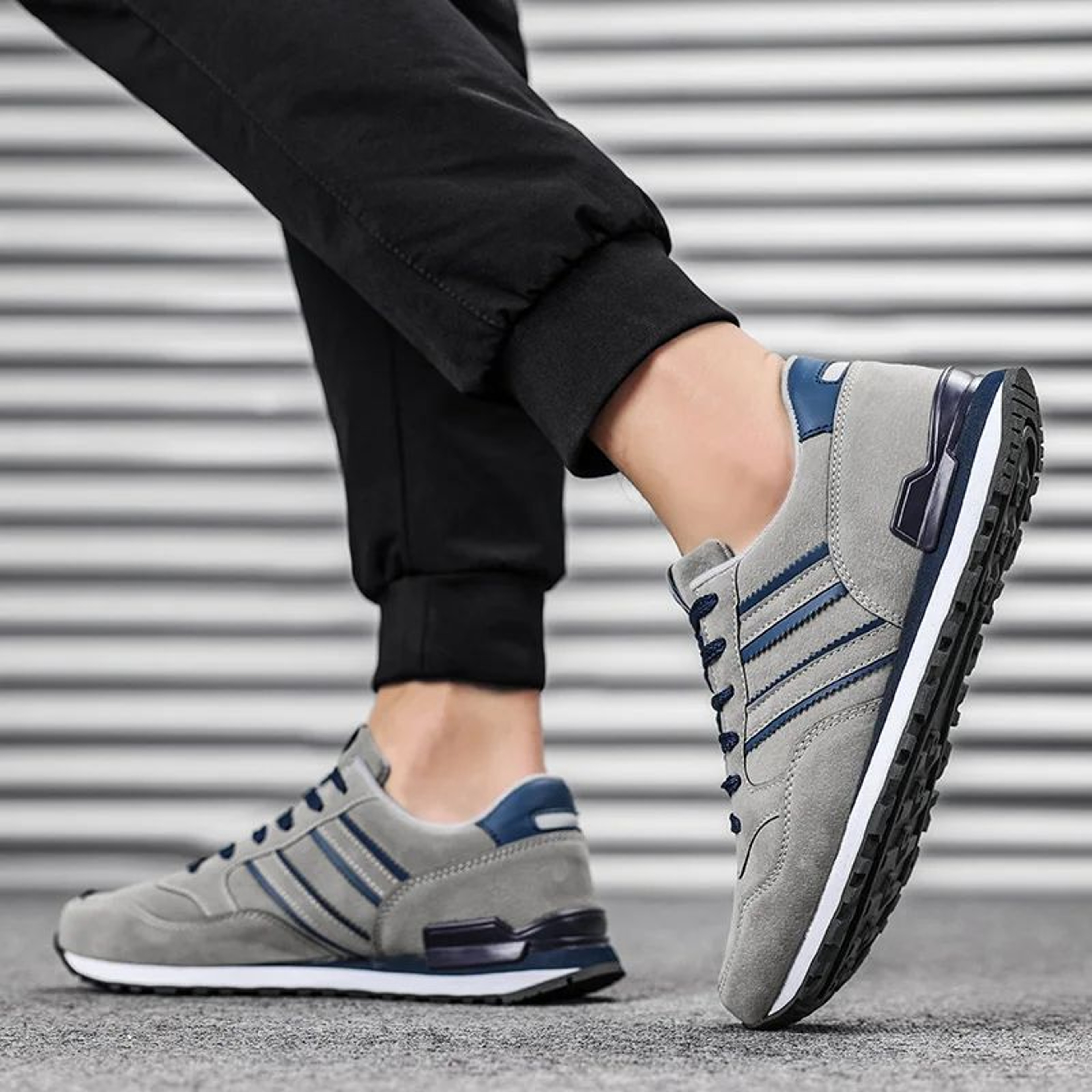 Men Casual Artificial Leather Sneakers 2