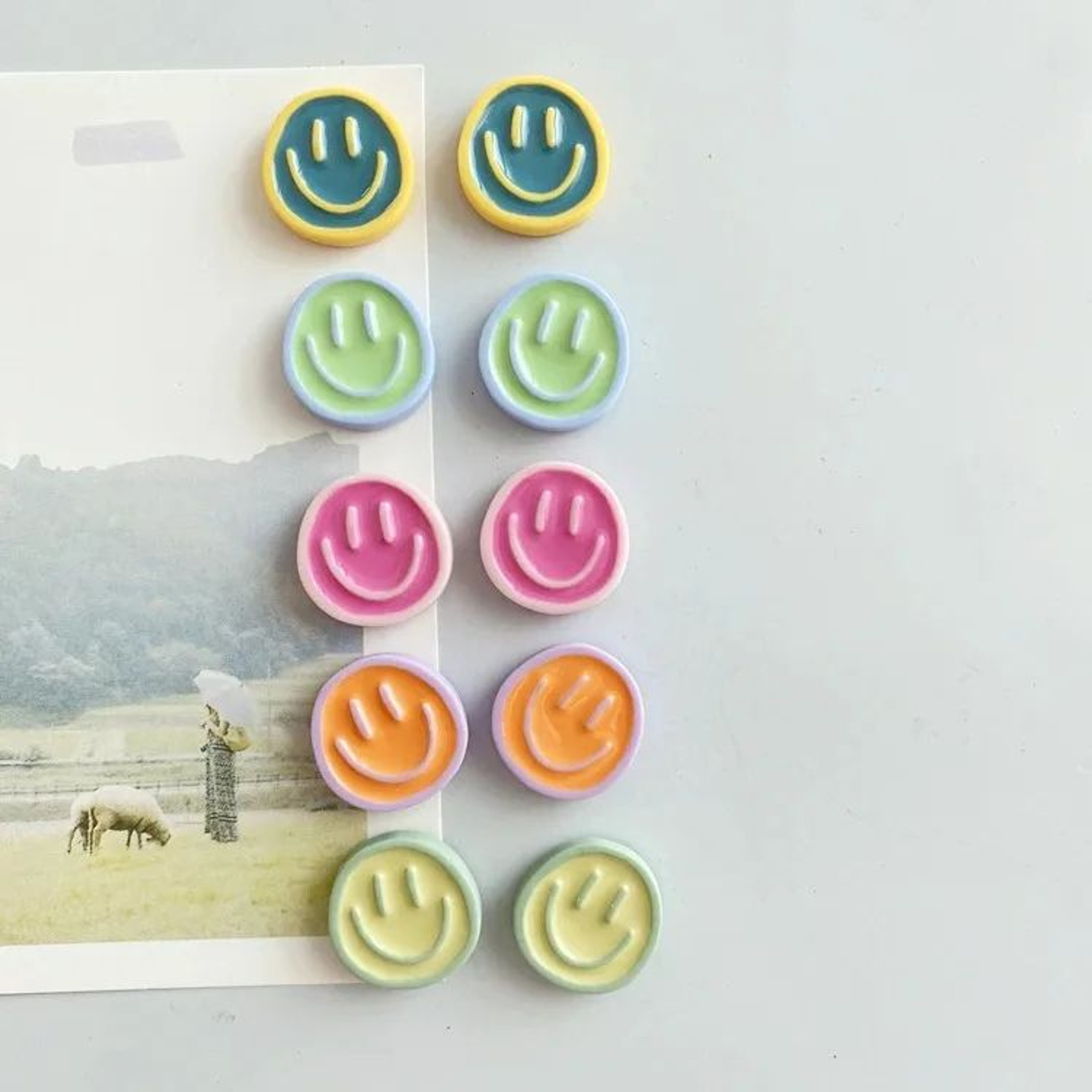 Cartoon Round Fridge Magnet Set 11