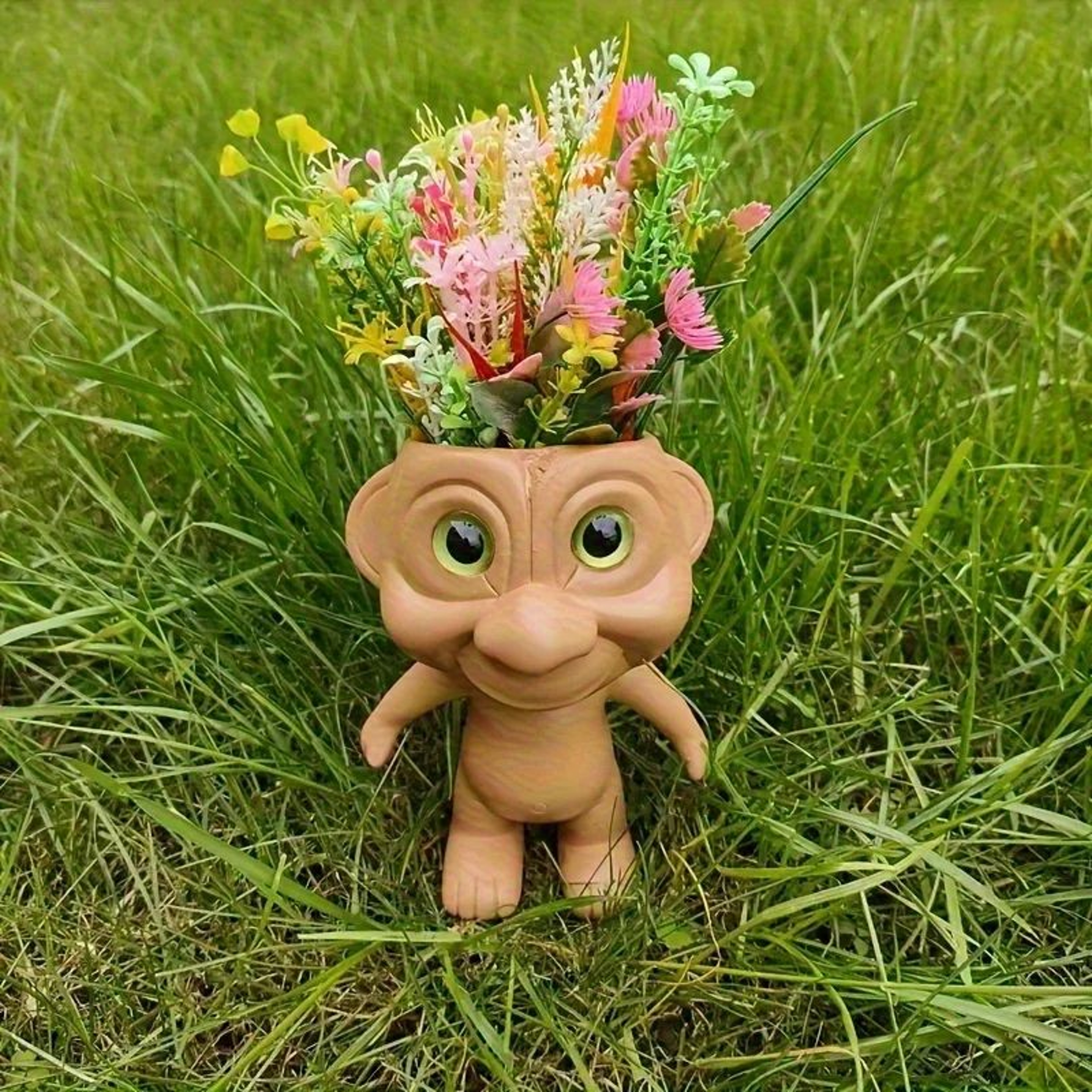Resin Gnome Planter Pot 4
