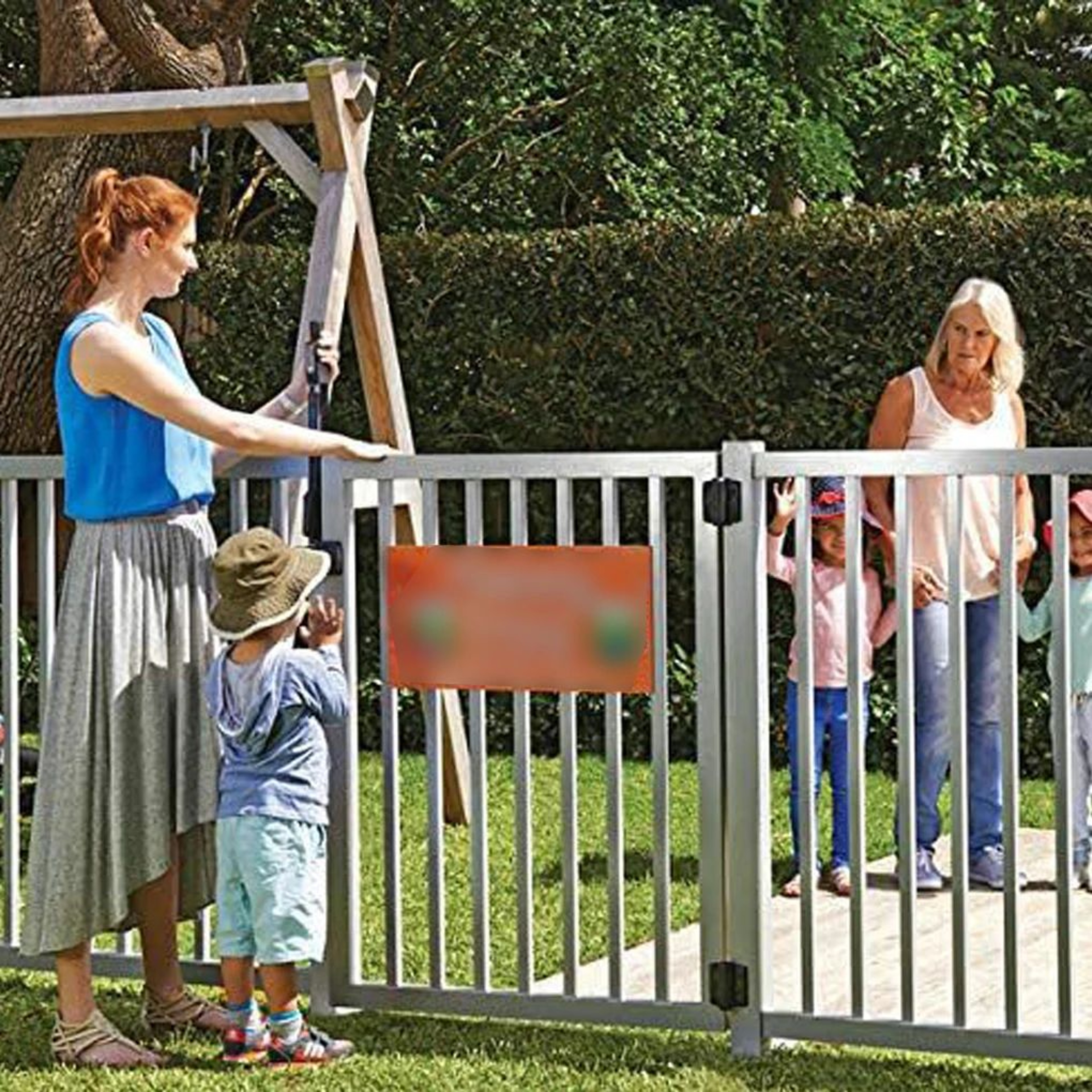 Automatic Locking Gate Latch With Keys 4