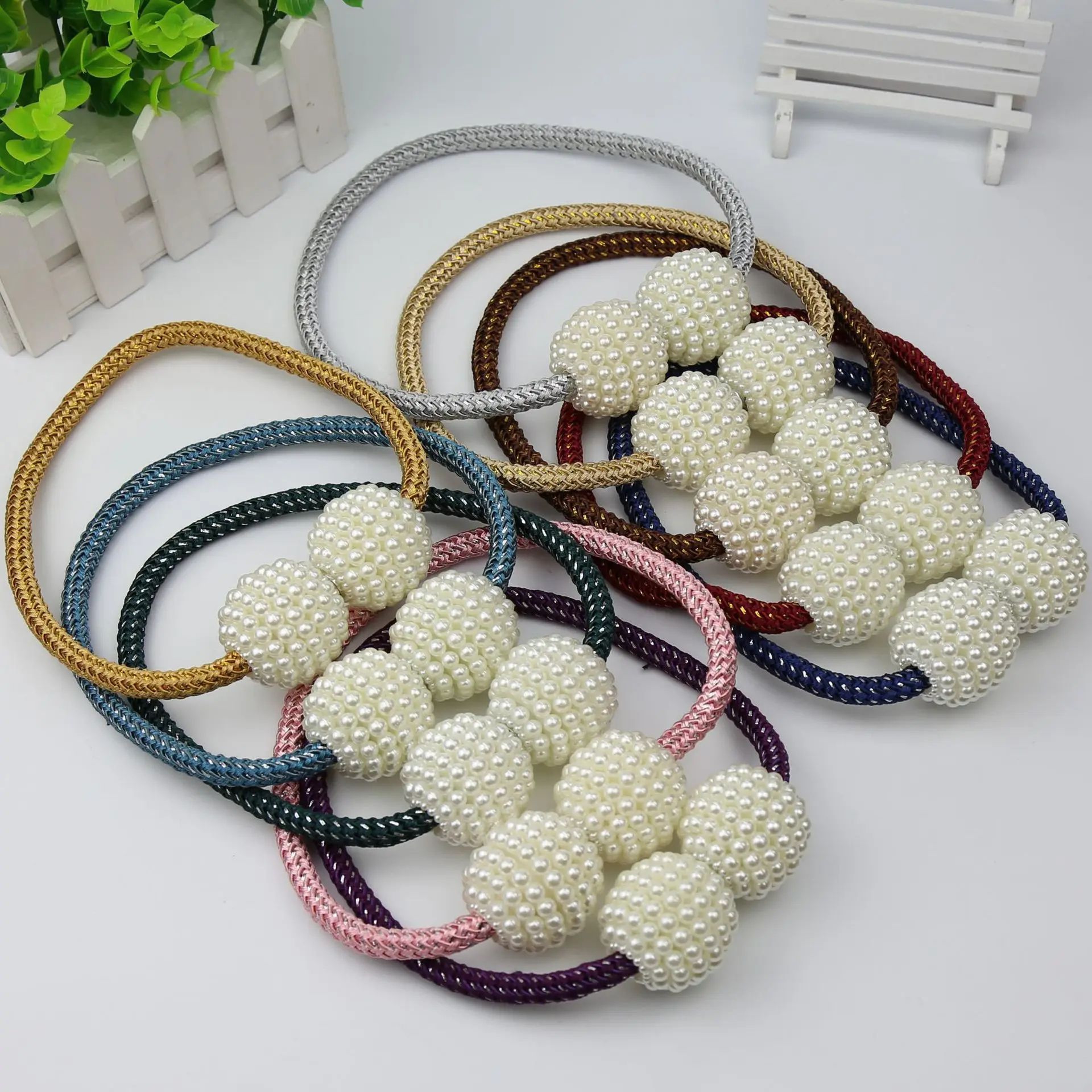 Pearl Magnetic Curtain Tieback Clip 3