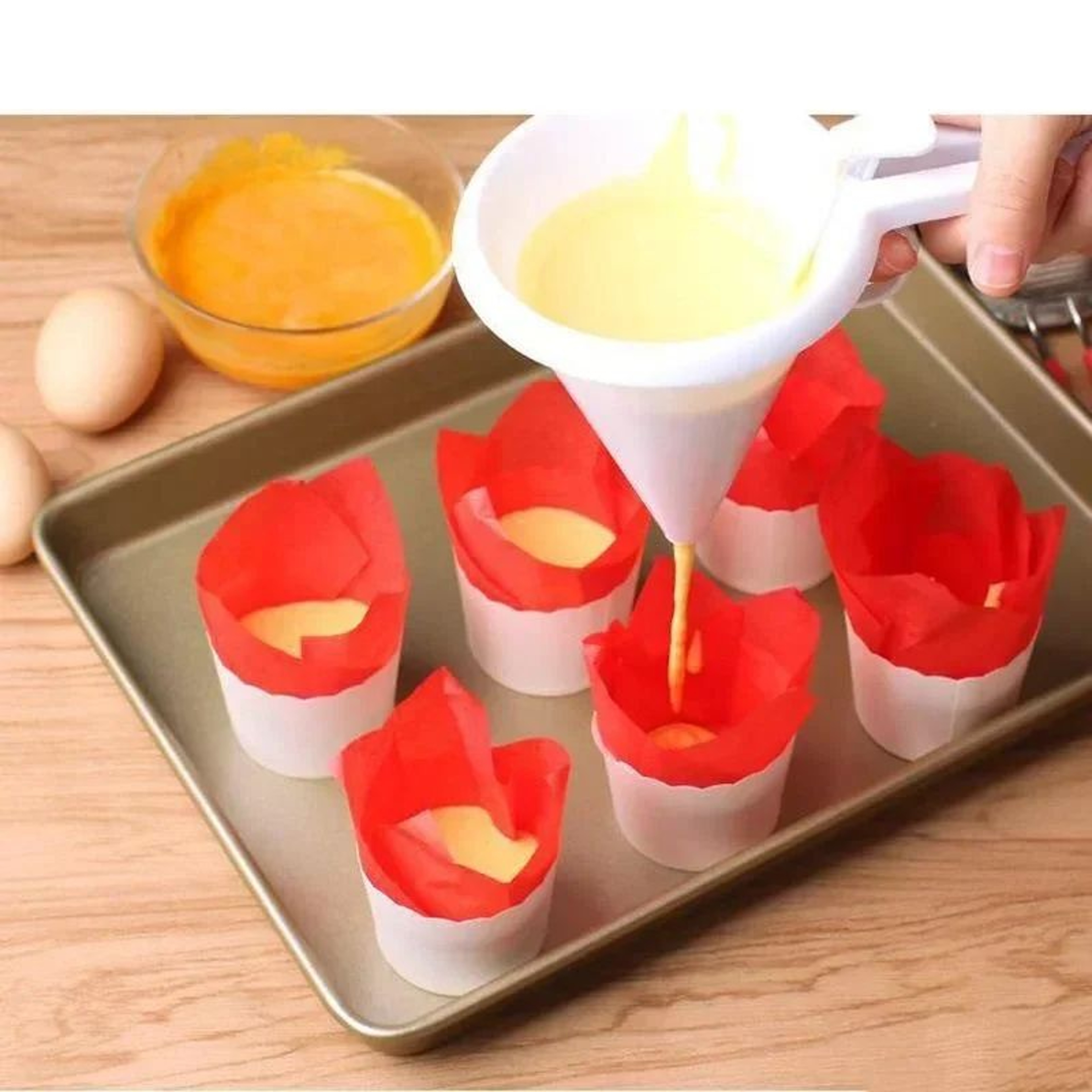 Adjustable Handheld Baking Funnel Dispenser 0