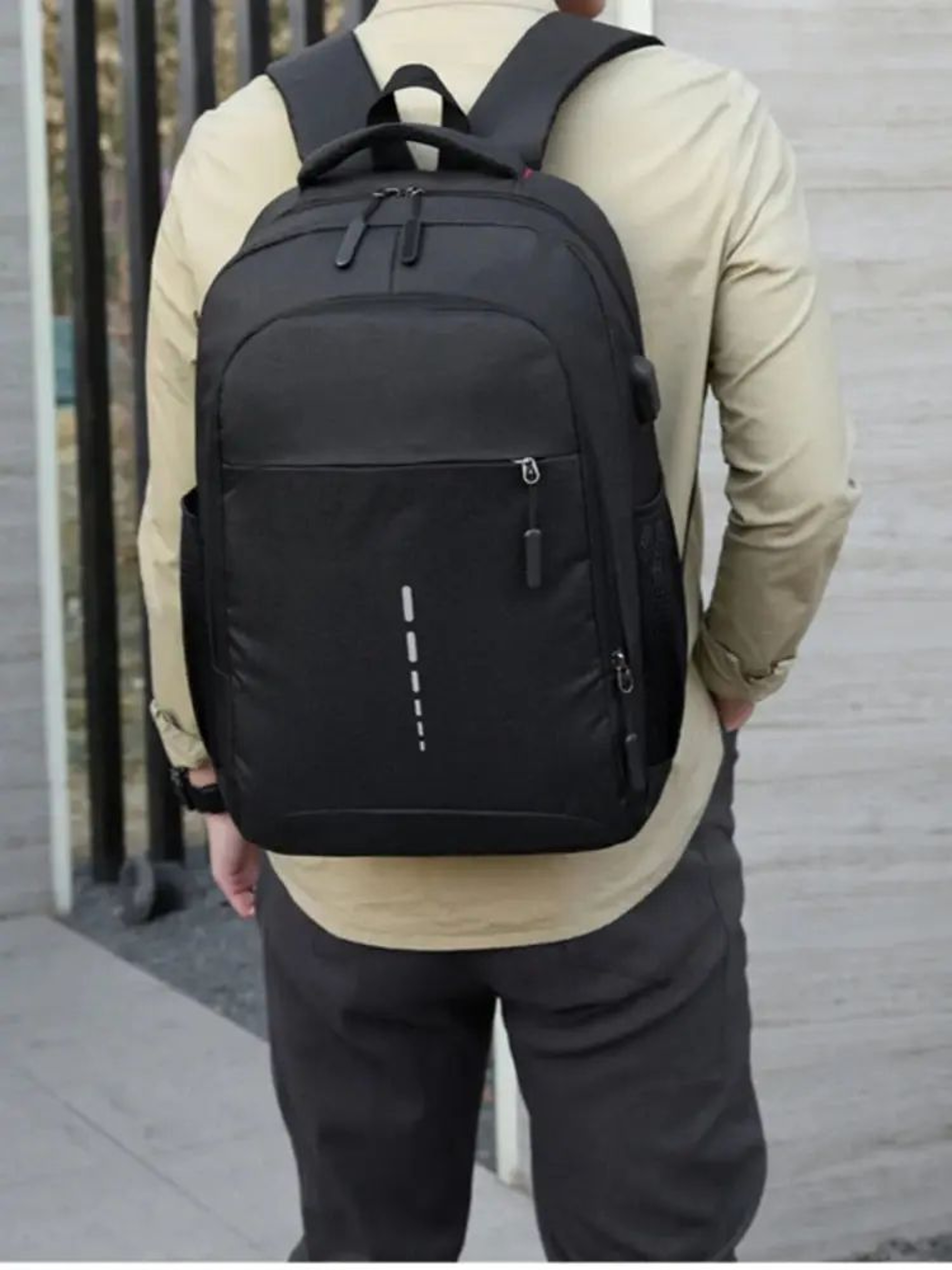 Large Capacity Travel  College Backpack With Laptop Pocket 13