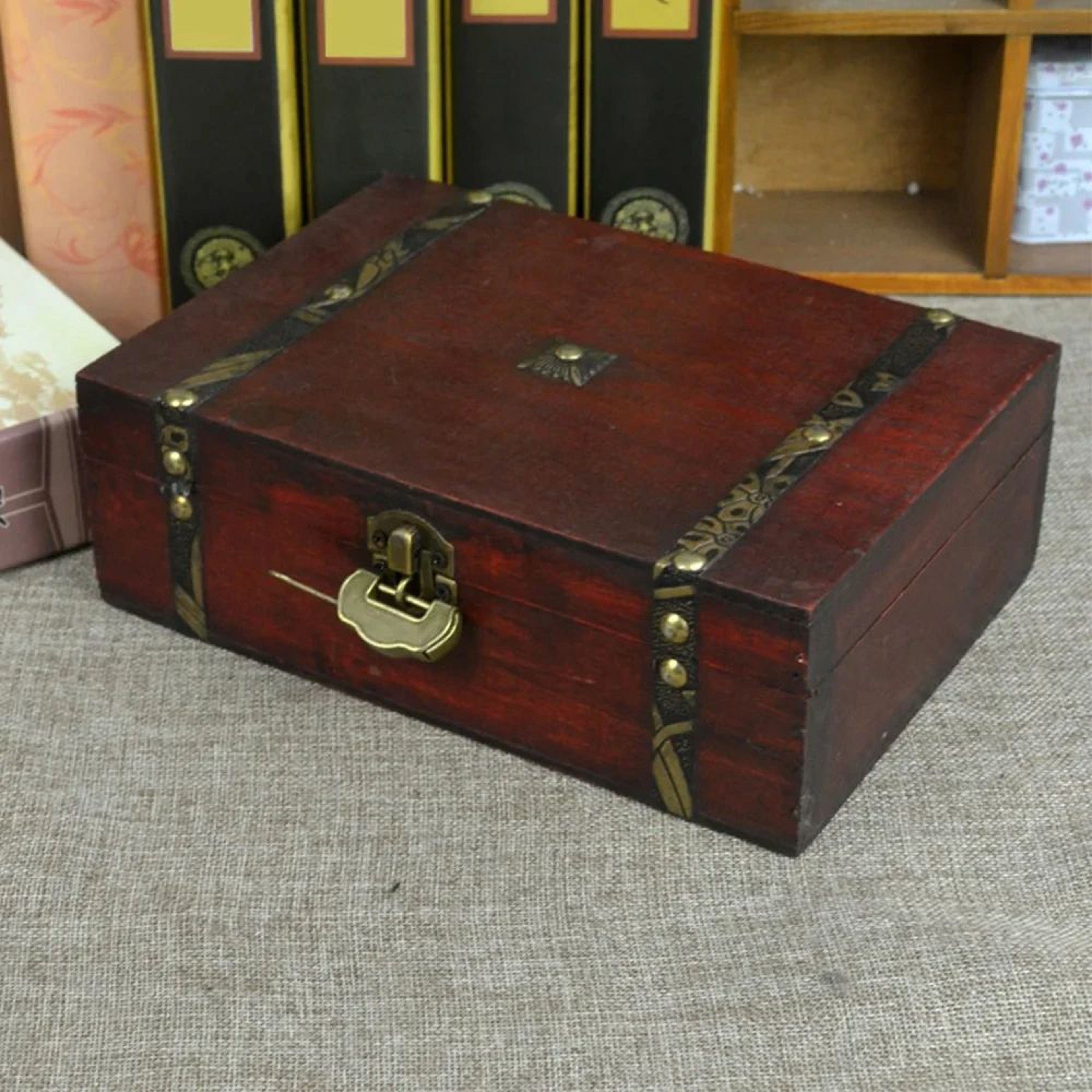 Retro Wooden Jewelry Storage Box 3