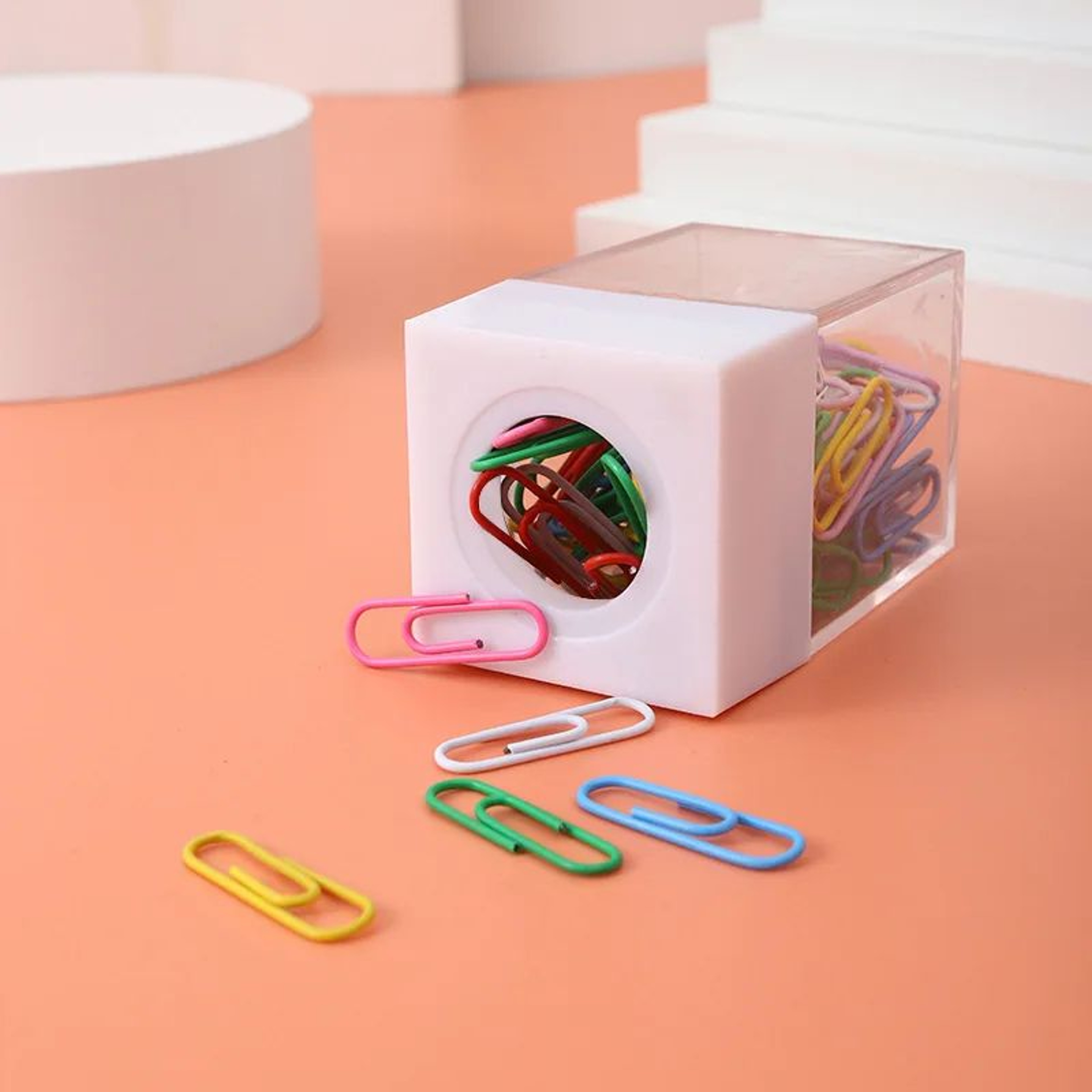 Magnetic Paper Clip Holder Desk Organizer 2