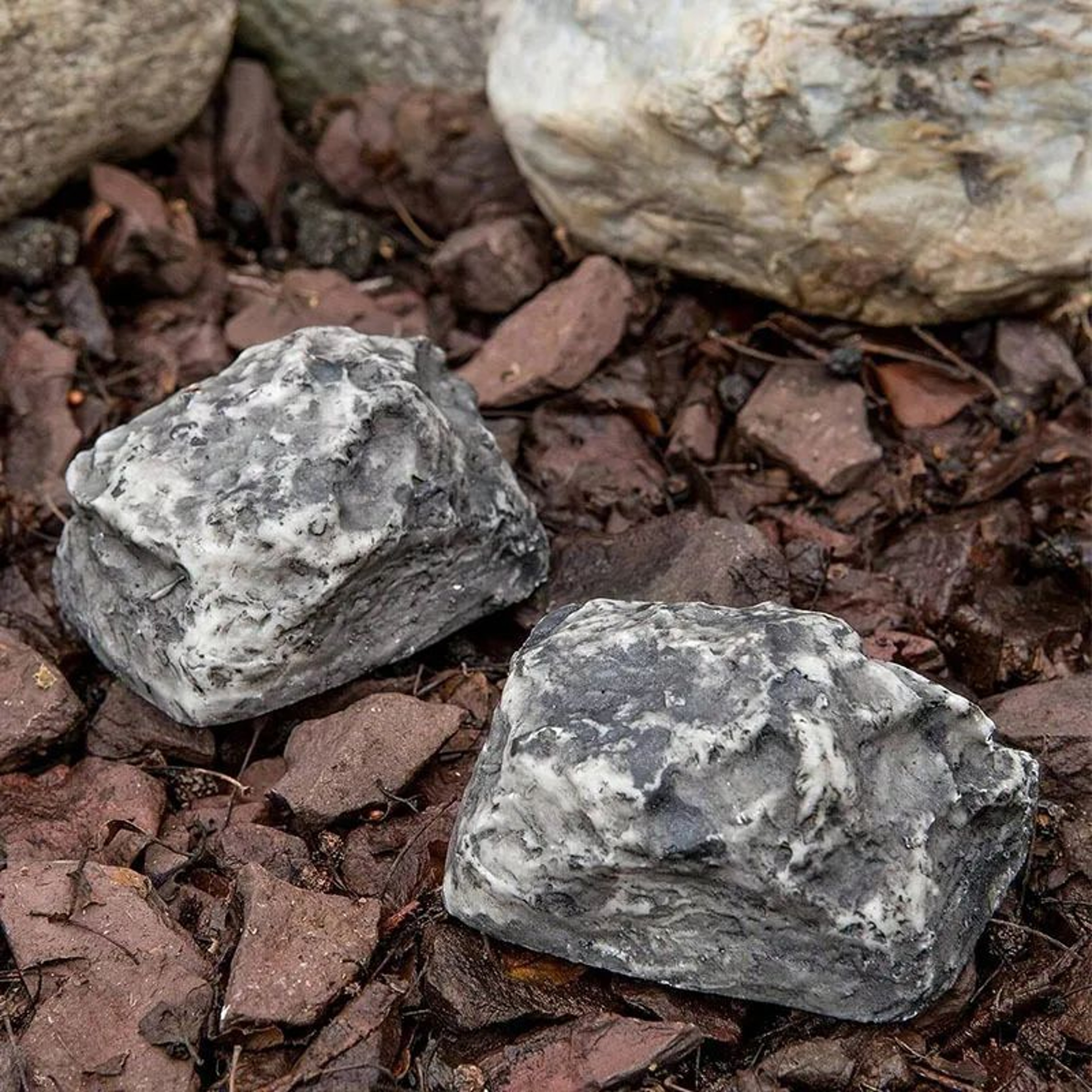 Outdoor Fake Rock Hidden Key Holder 7