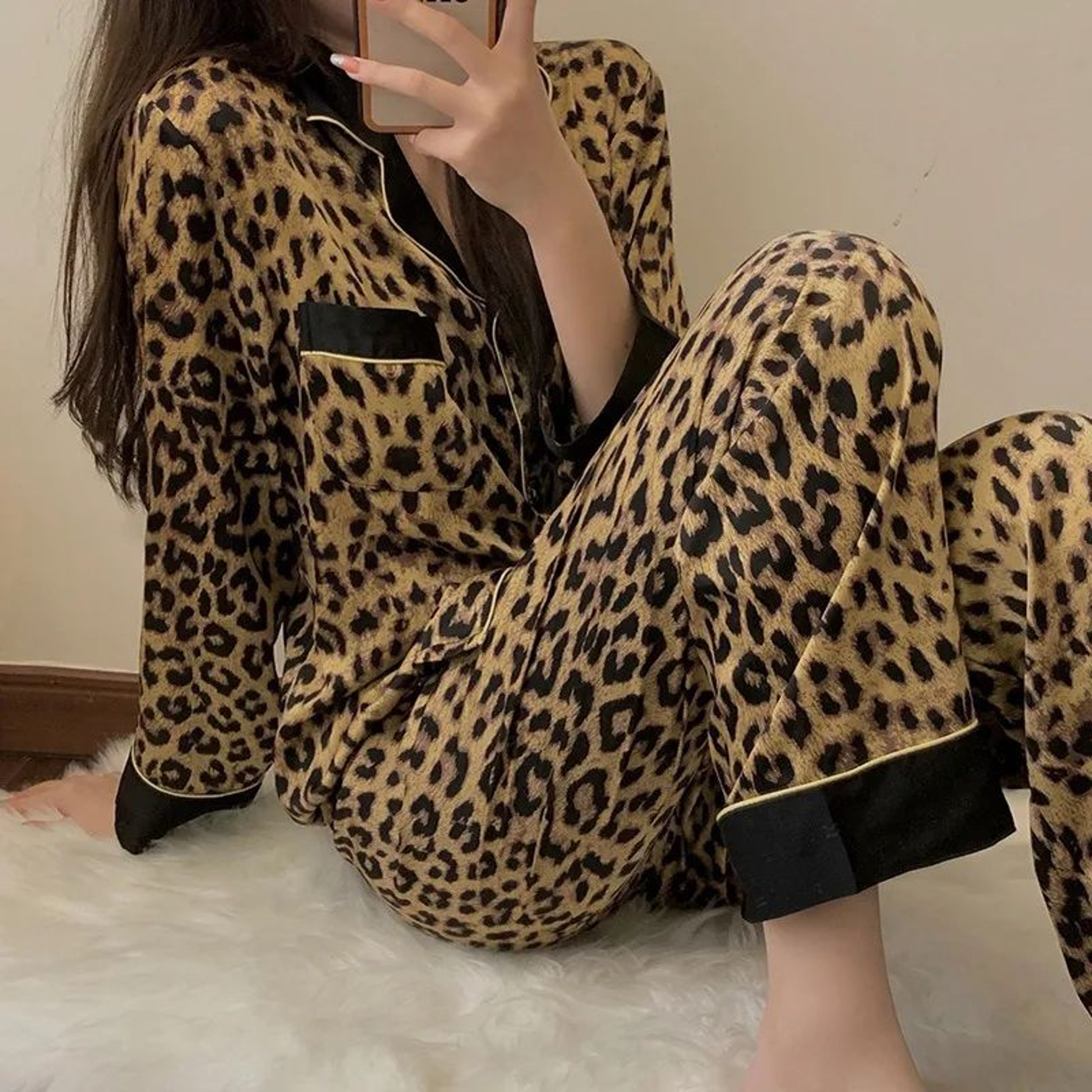 Women Leopard Print Long Sleeve Pajama Set 0