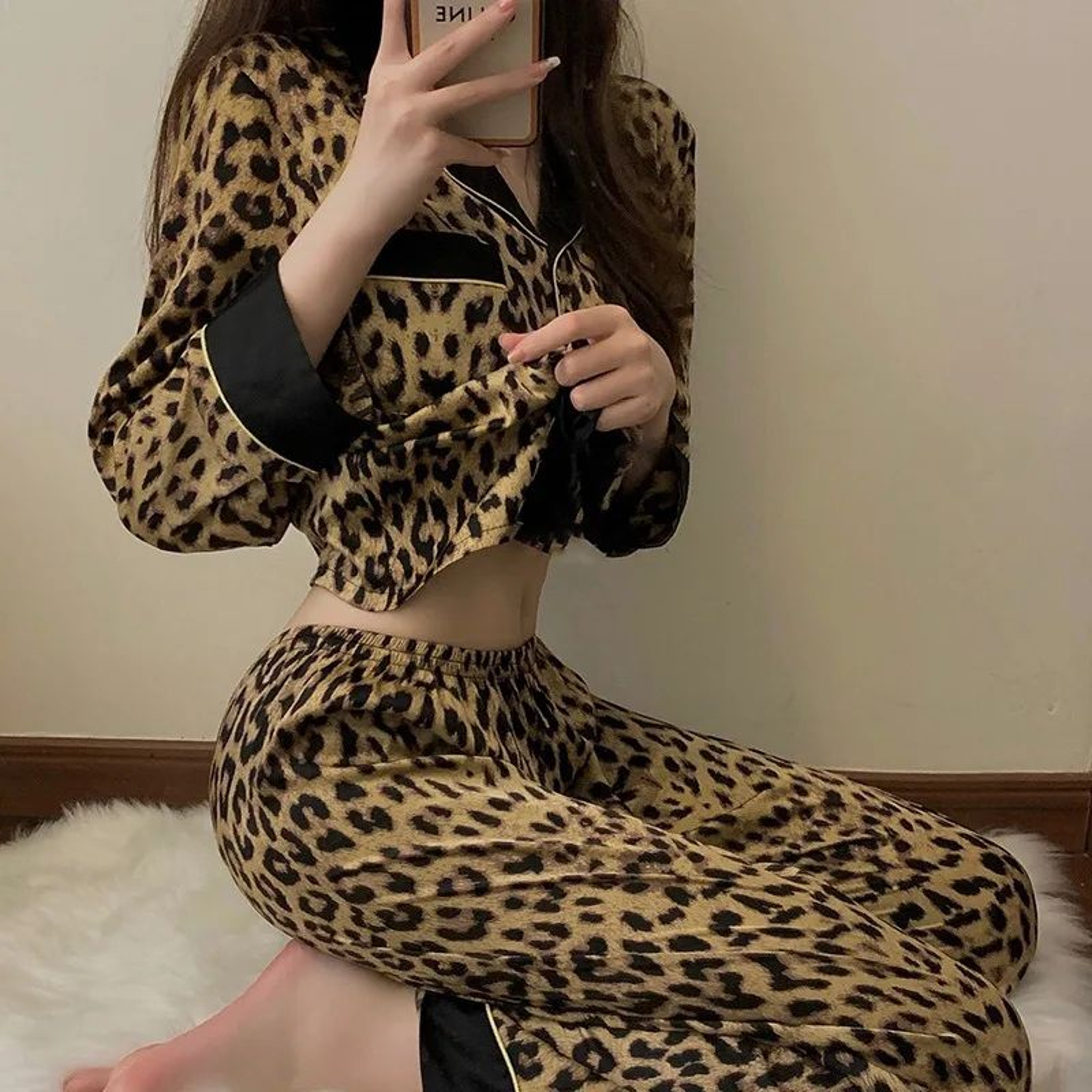 Women Leopard Print Long Sleeve Pajama Set 2