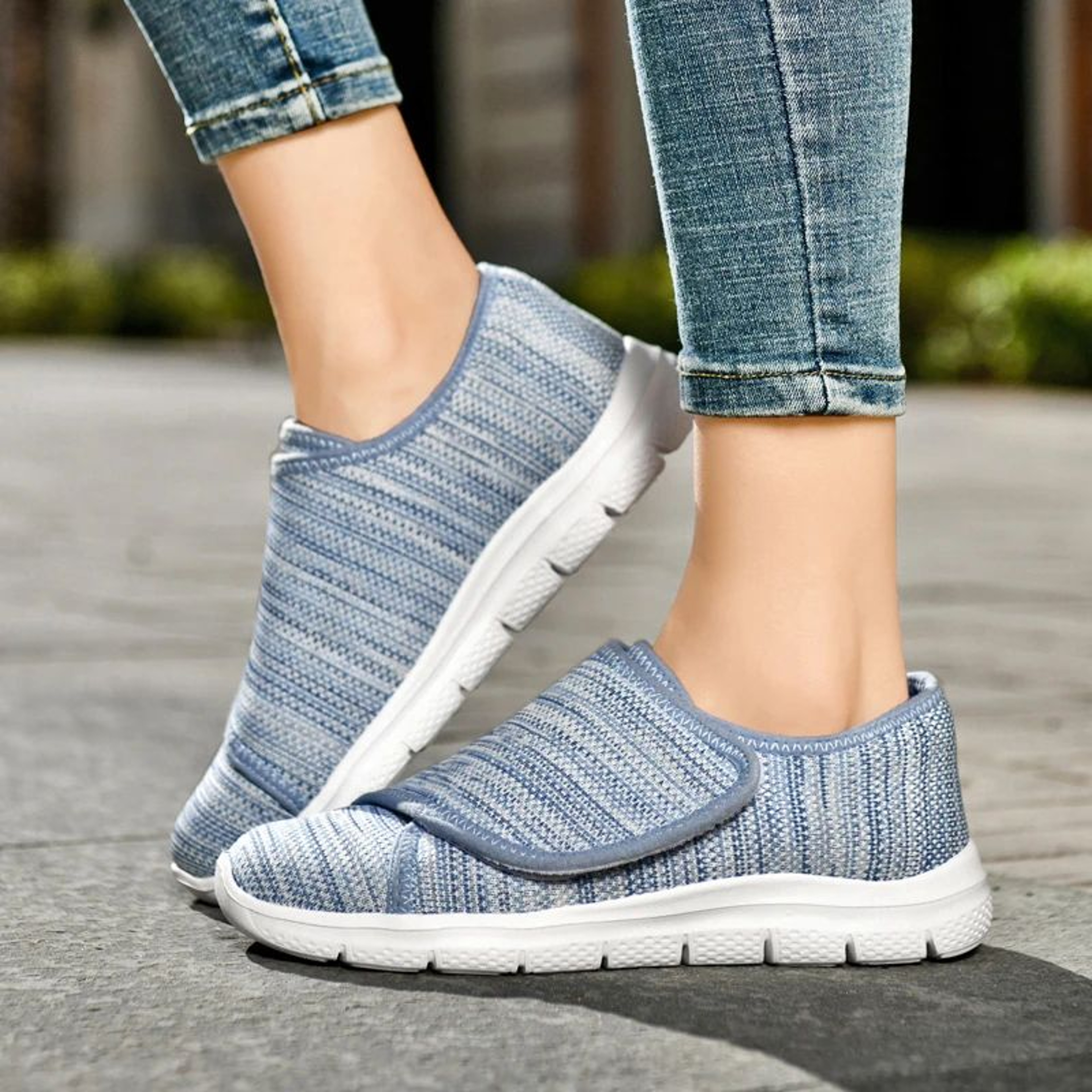 Orthopedic Wide Fit Walking Shoes For Swollen Feet 4