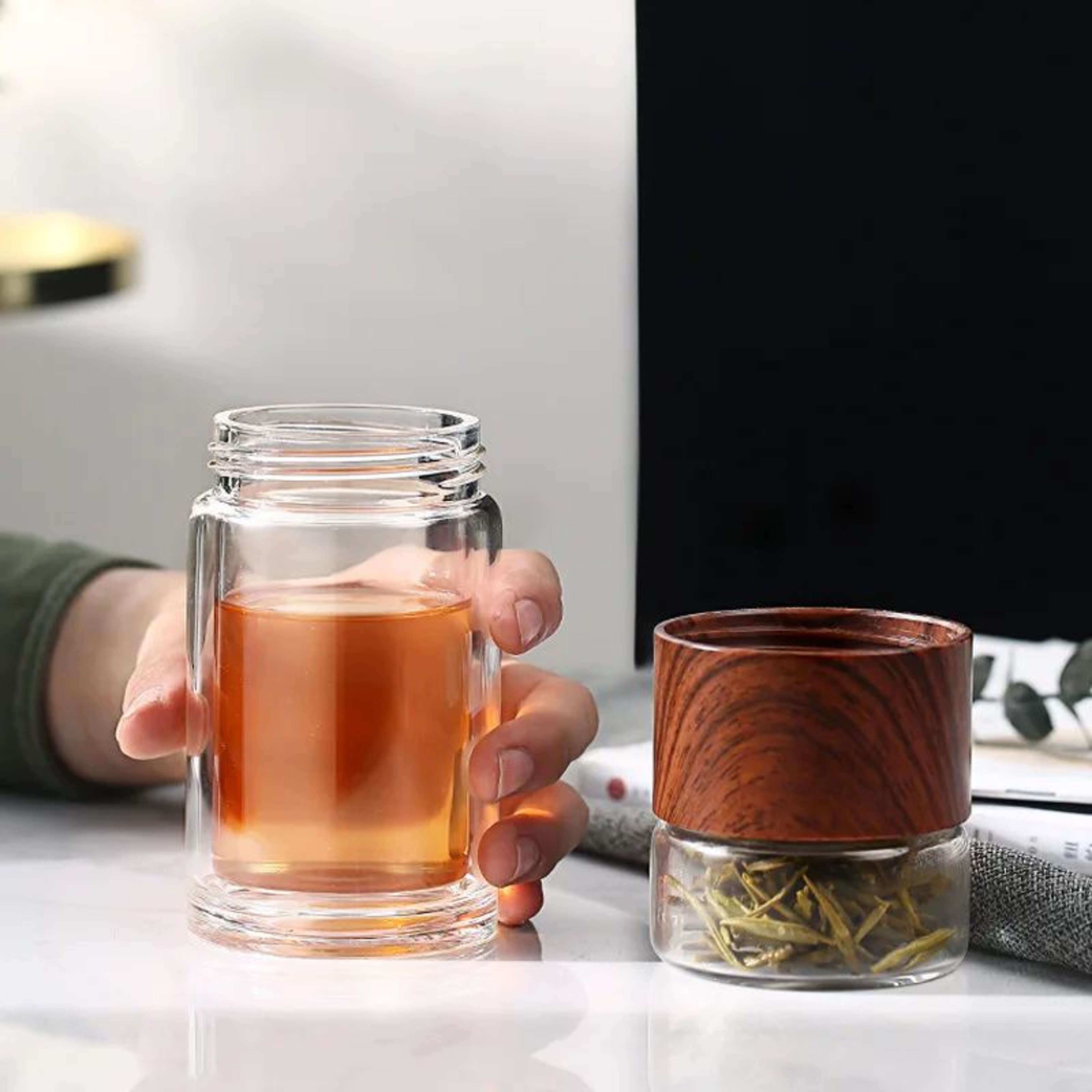 Double Wall Glass Water Bottle With Tea Infuser 1