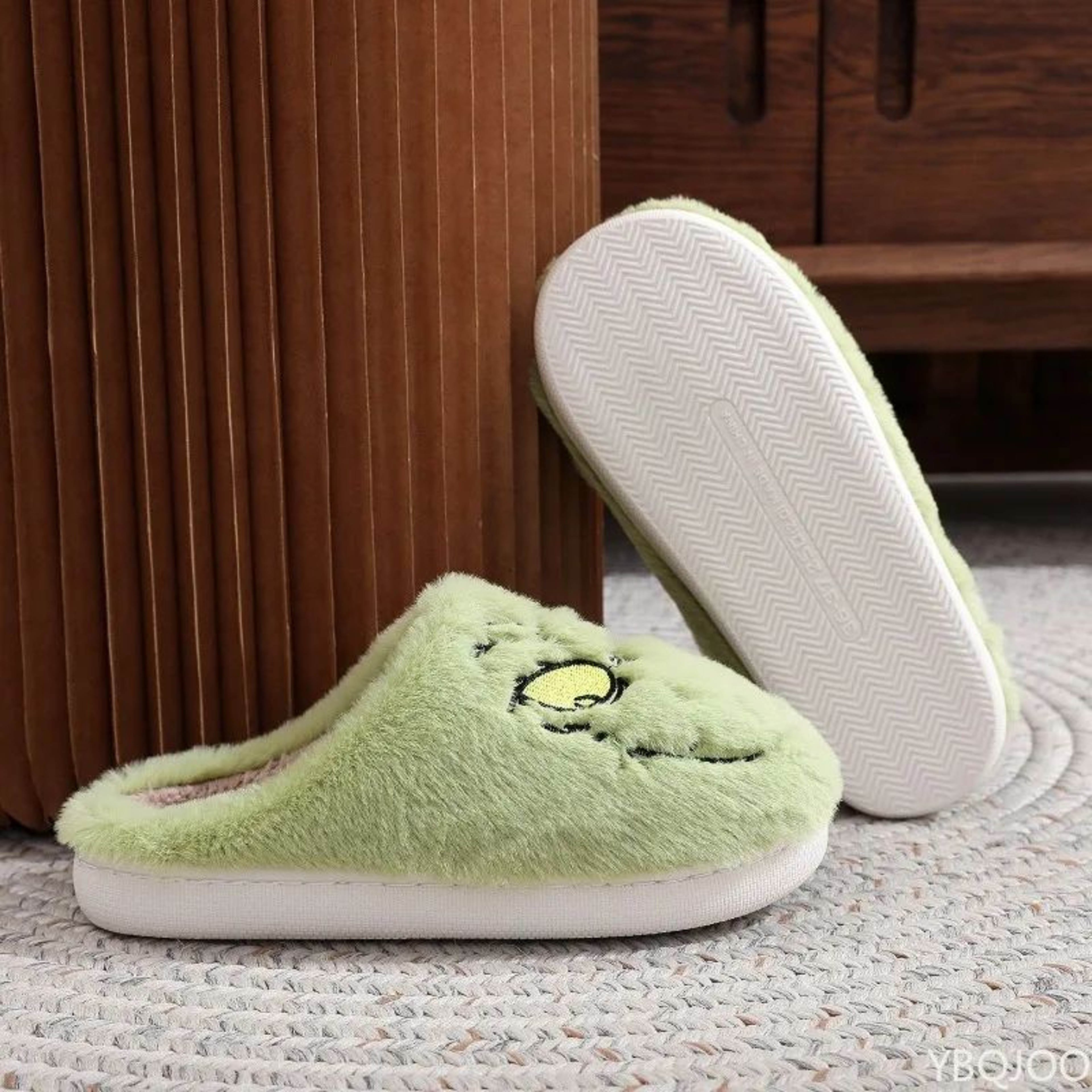 Plus Size Plush Green Monster Fur Indoor Slippers 3