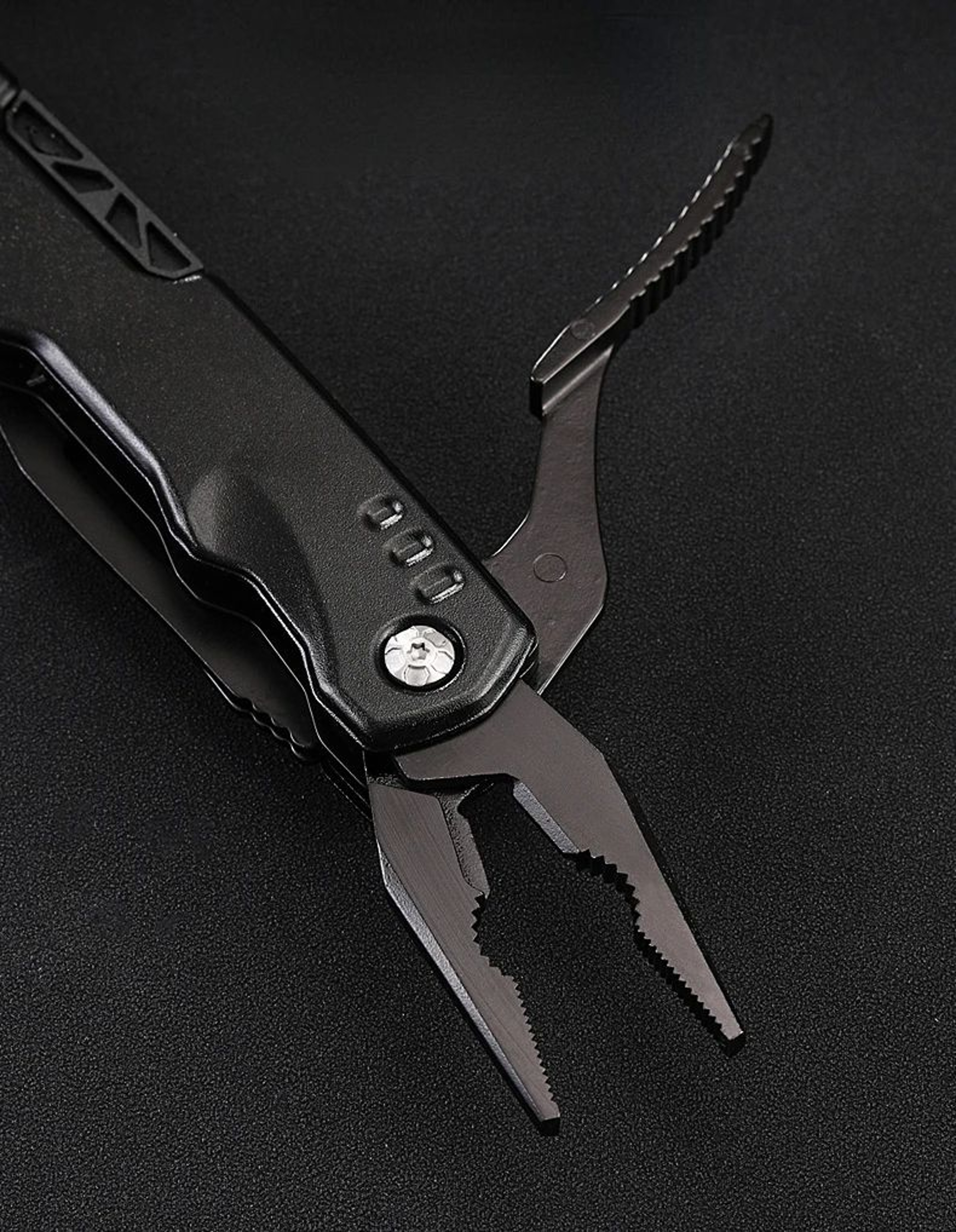 Outdoor MultiFunctional Folding Claw Hammer 9