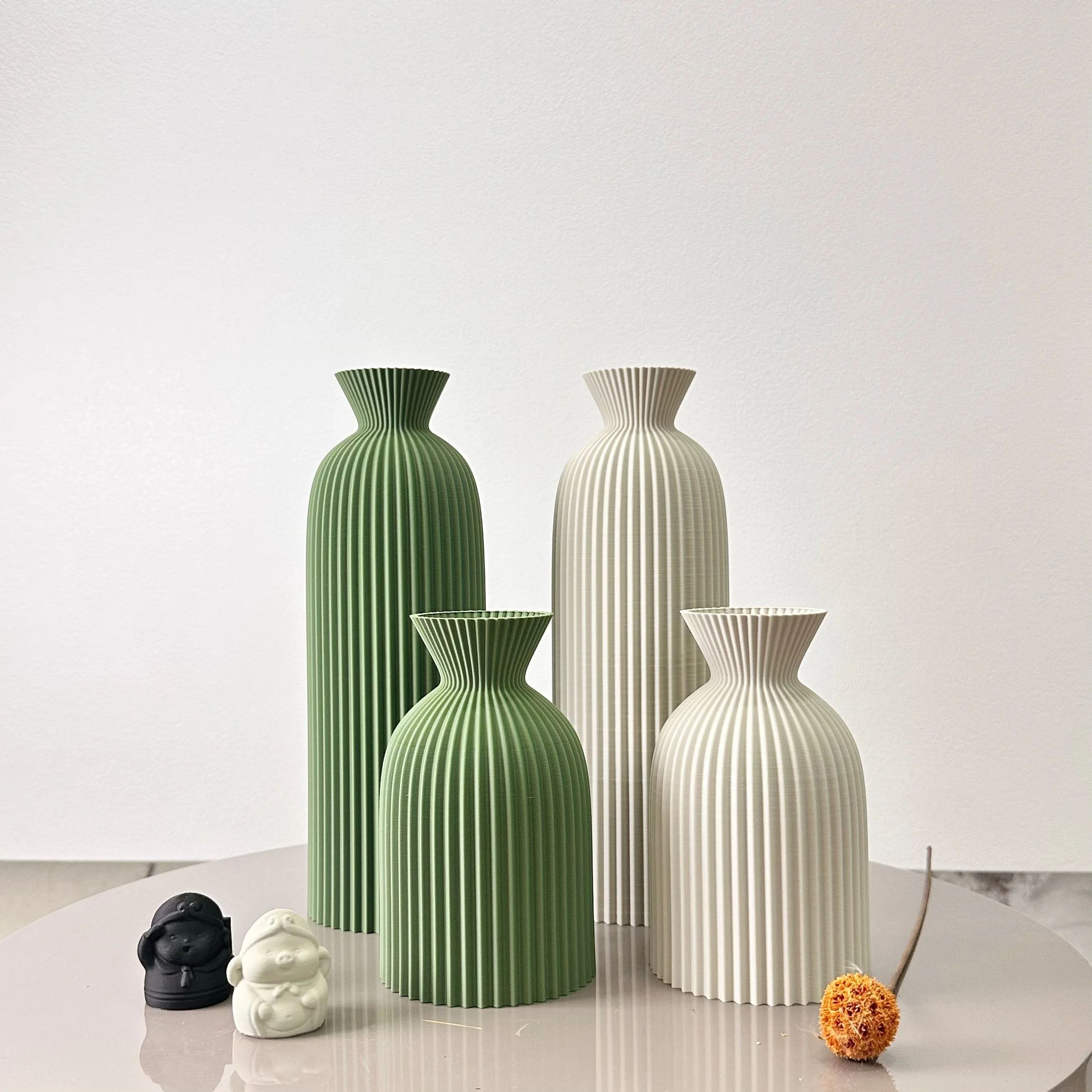 2Piece Wavy Pattern Art Decorative Vases For Home 4