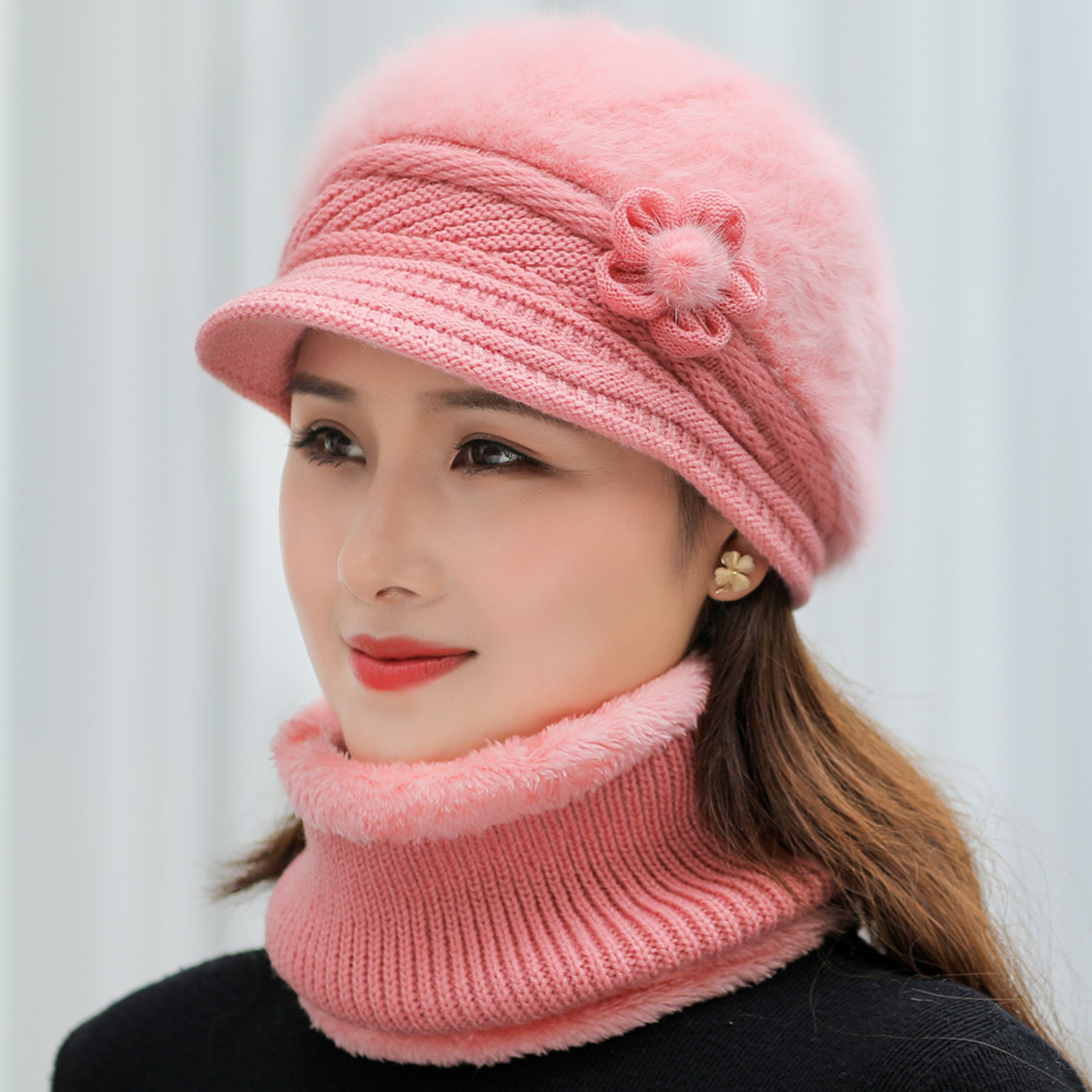 Plush Fur Lined Hat and Scarf Set for Cozy Winter Coverage and Daily Comfort – view 5