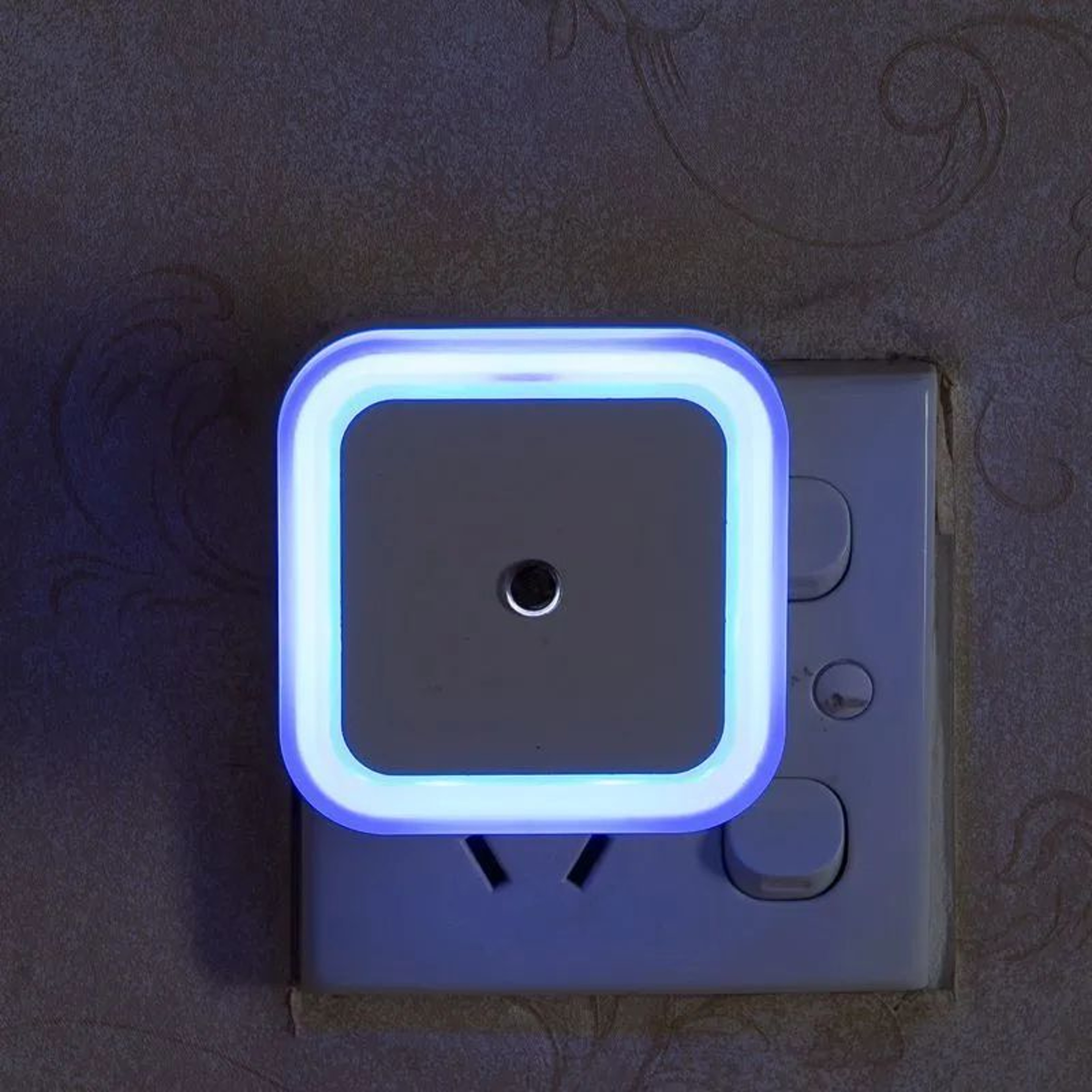 Wireless Sensor PlugIn LED Night Light 9