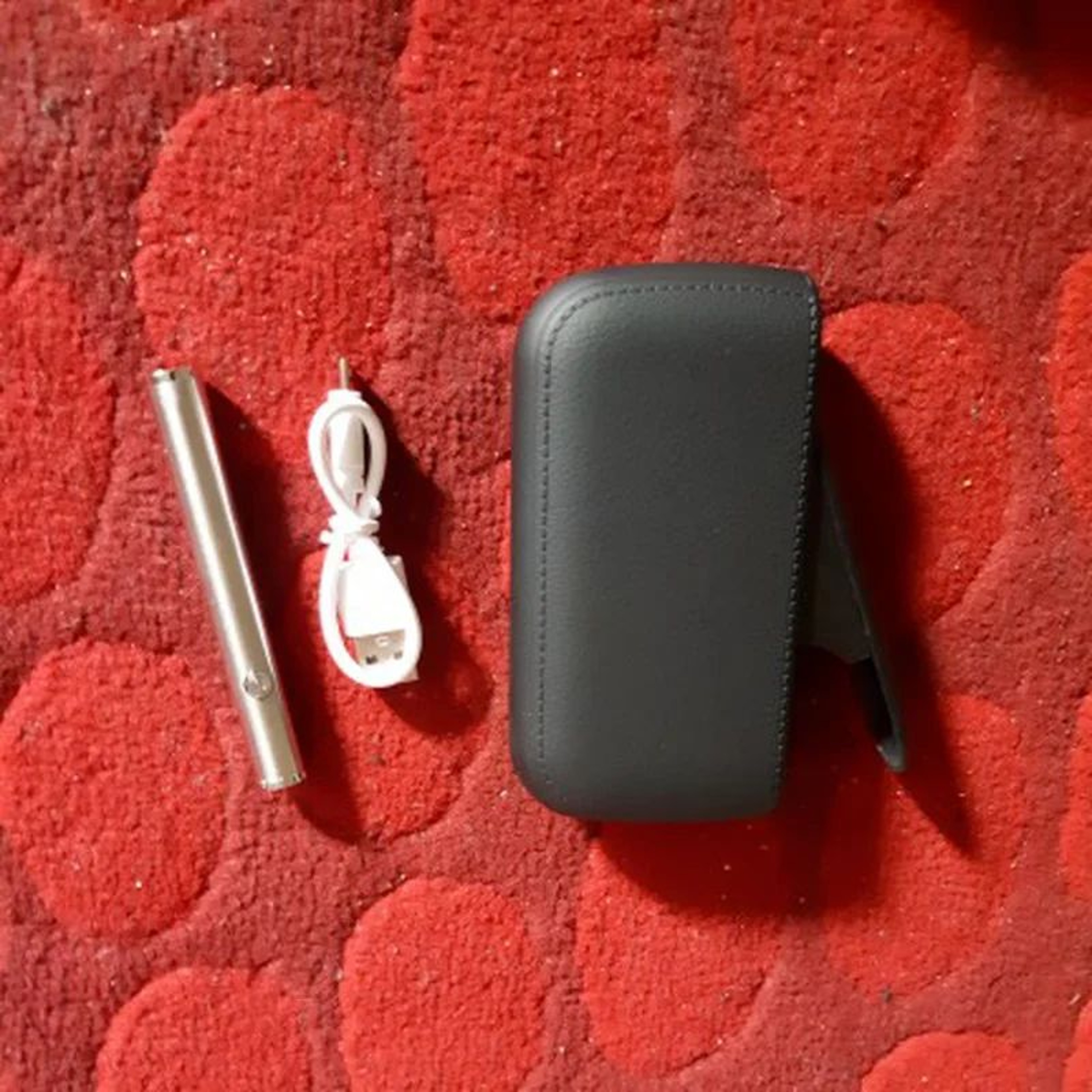 Leather Cigarette Case With USB Rechargeable Lighter 5