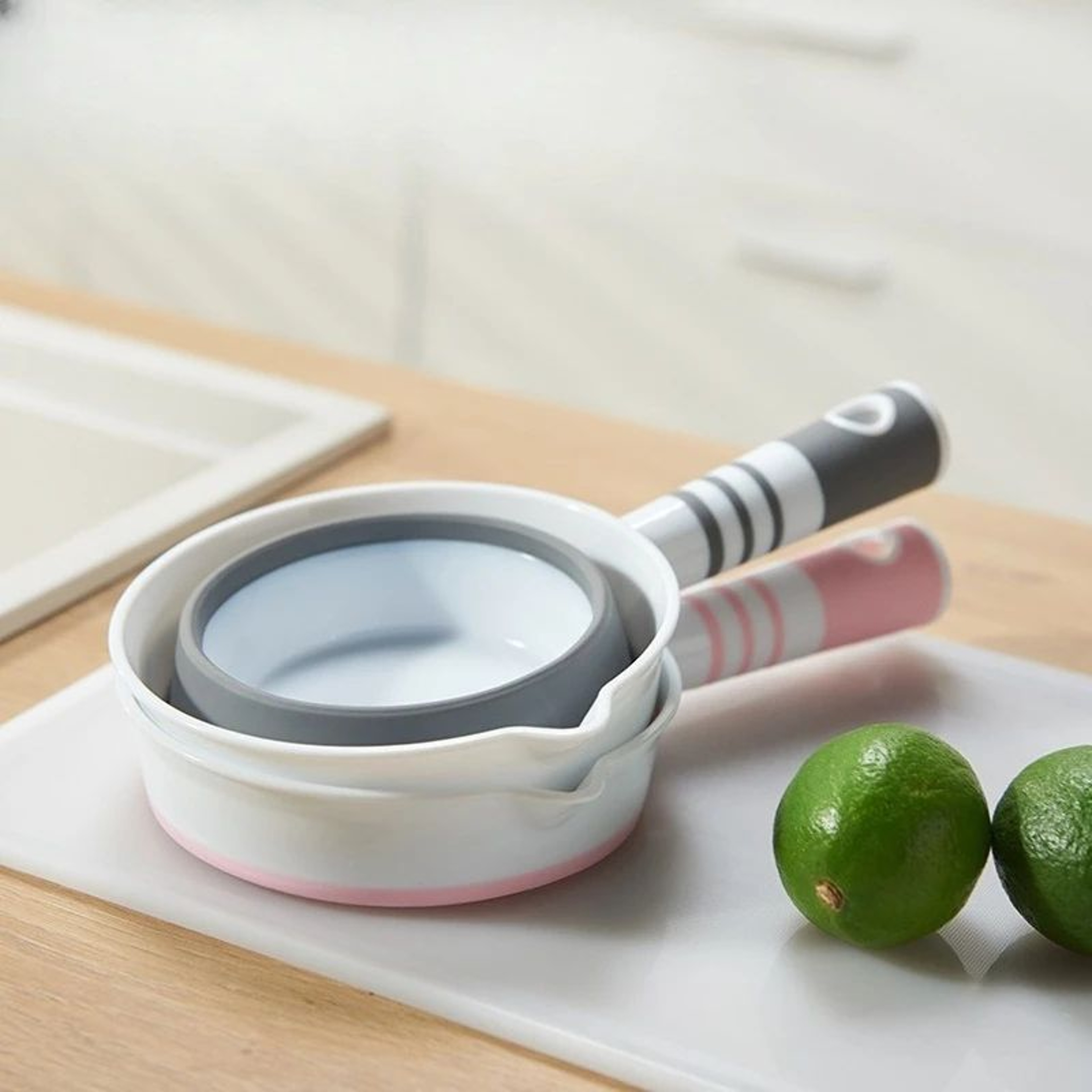 Foldable Water Ladle Collapsible Scoop Space Saving 2 Pack 1