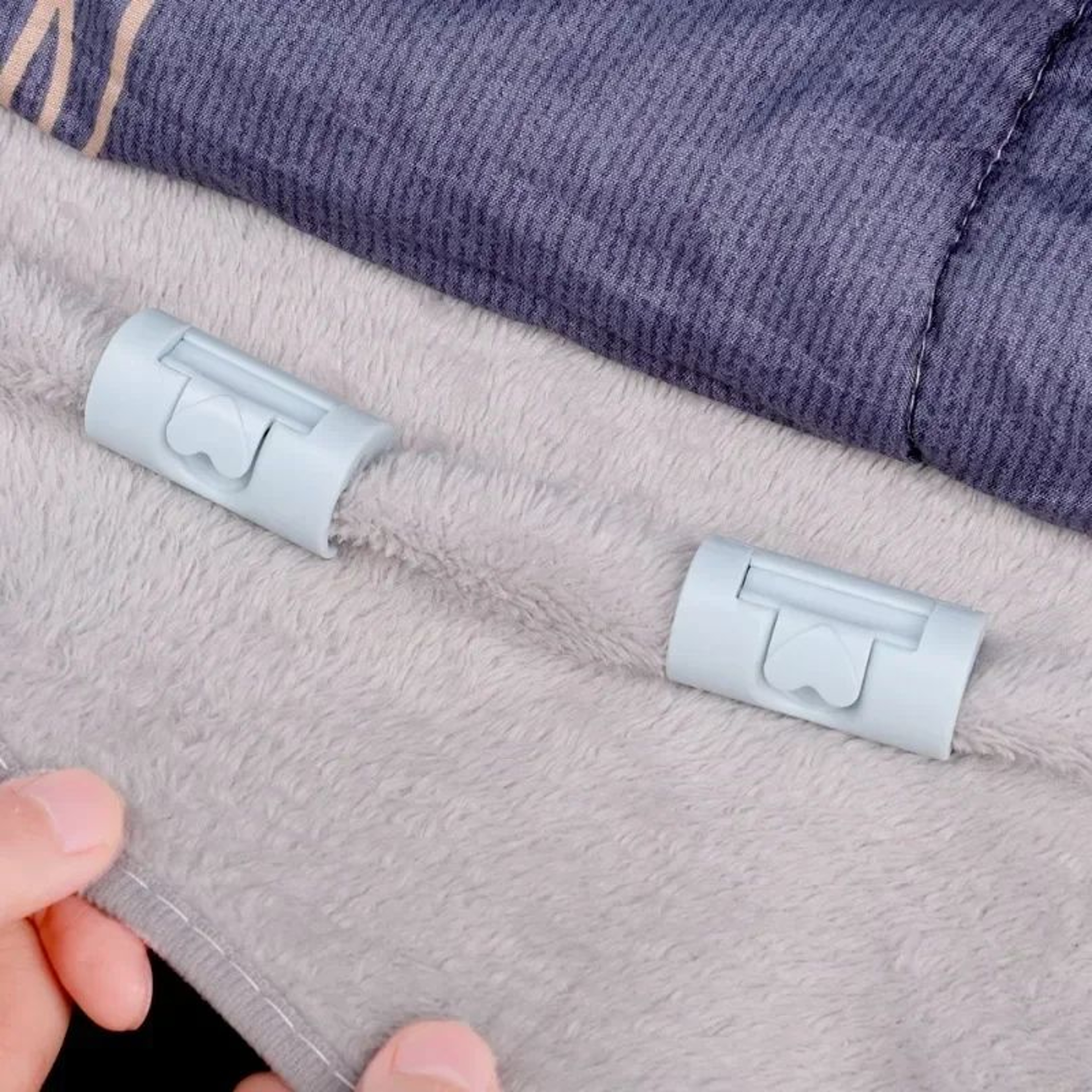 Non Slip Bed Sheet Clips Blanket Holder Set 7