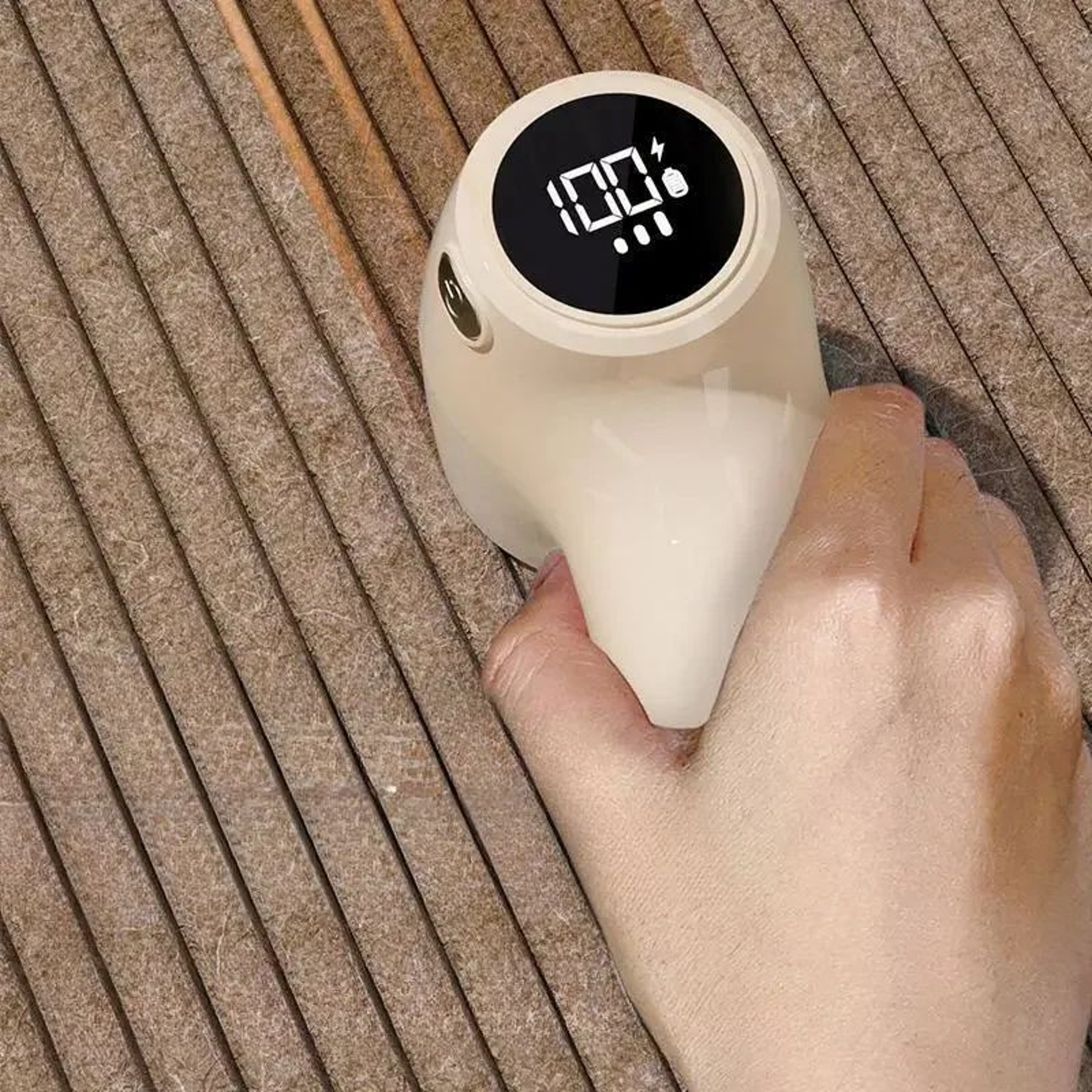 Electric Lint Remover With LED Display And USB Charging 5