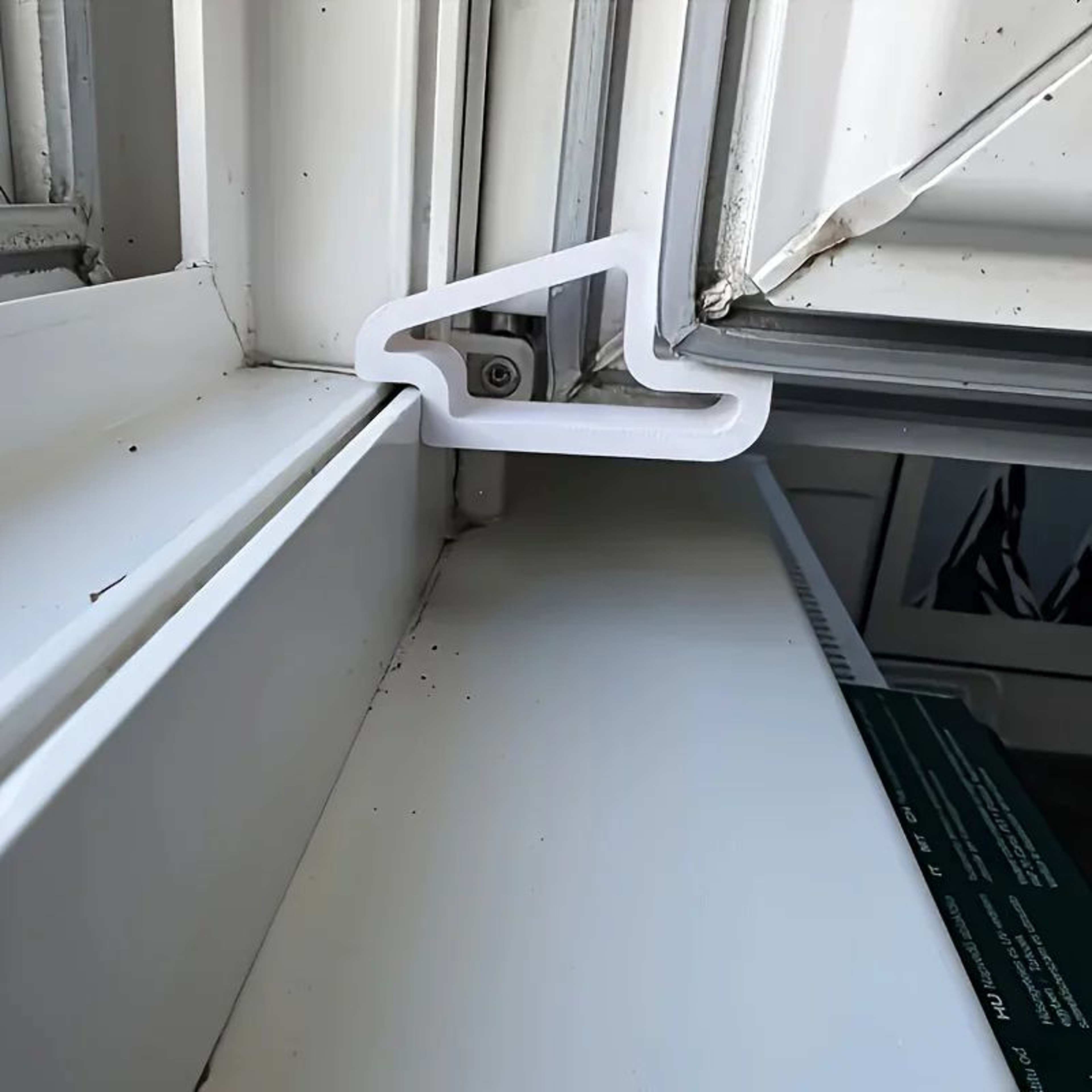 Durable Window Stopper Secure Sliding Lock For Home And Office 3