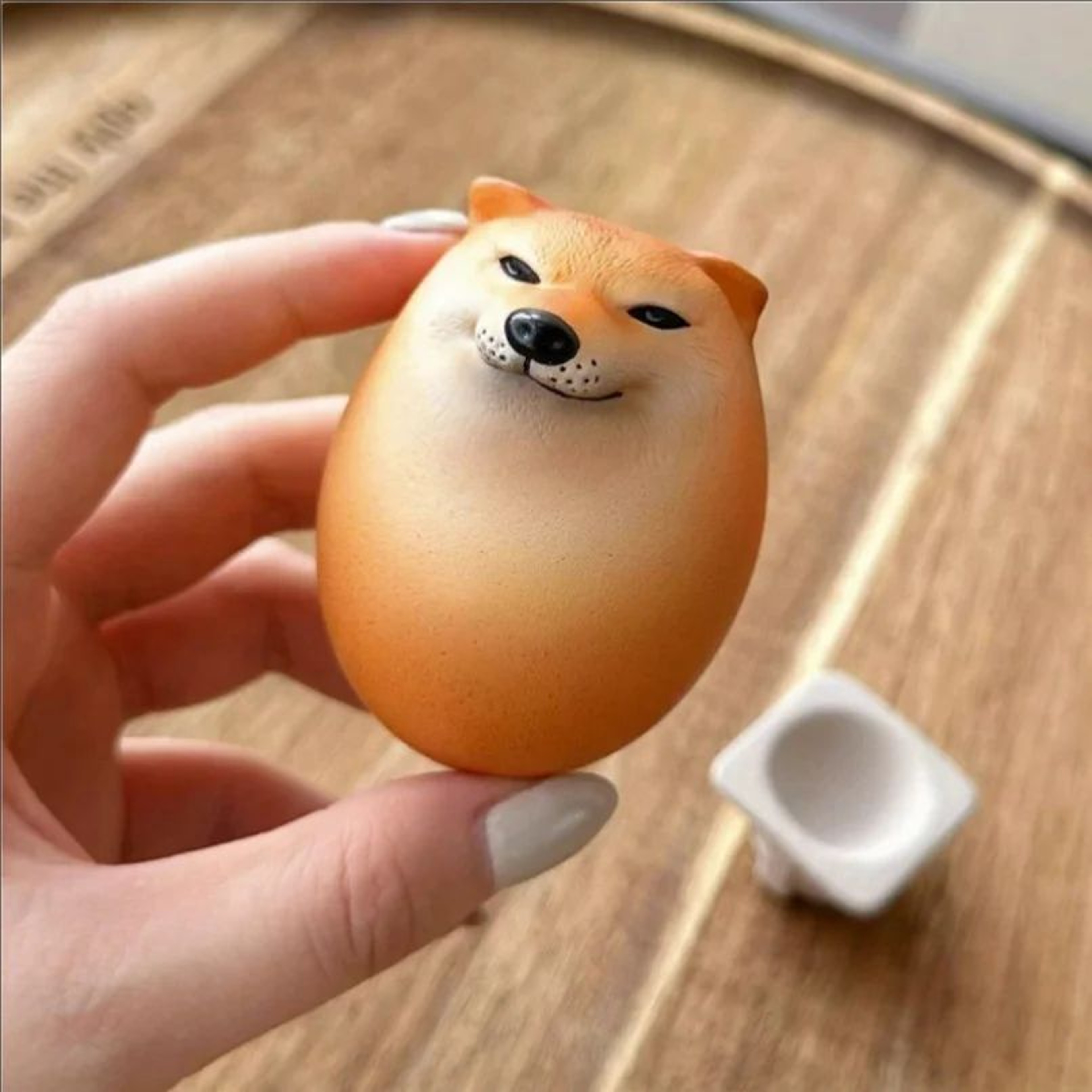 Shiba Inu Egg Desk Decor 2