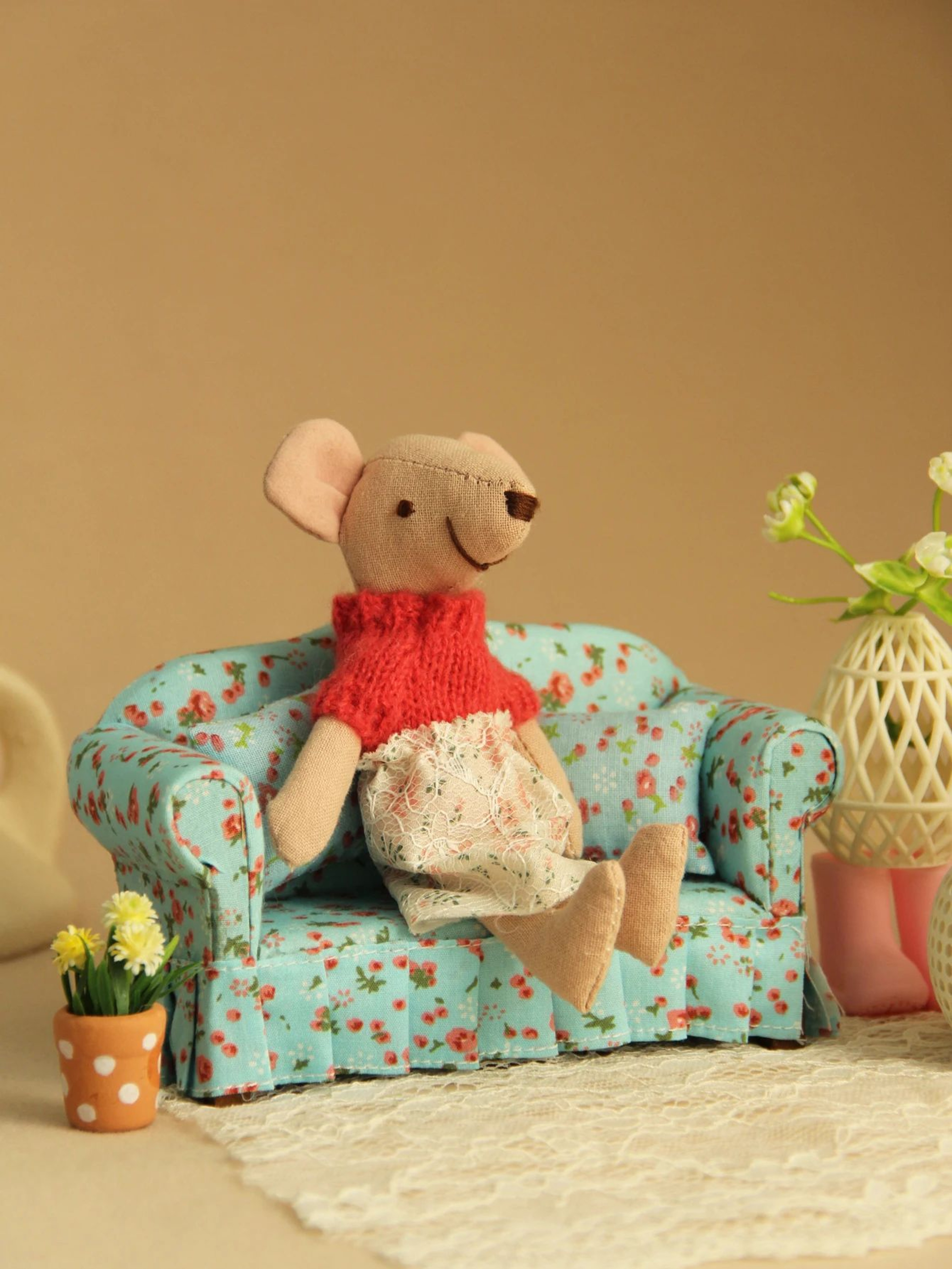 Miniature Dollhouse Furniture Gift Box Set 14