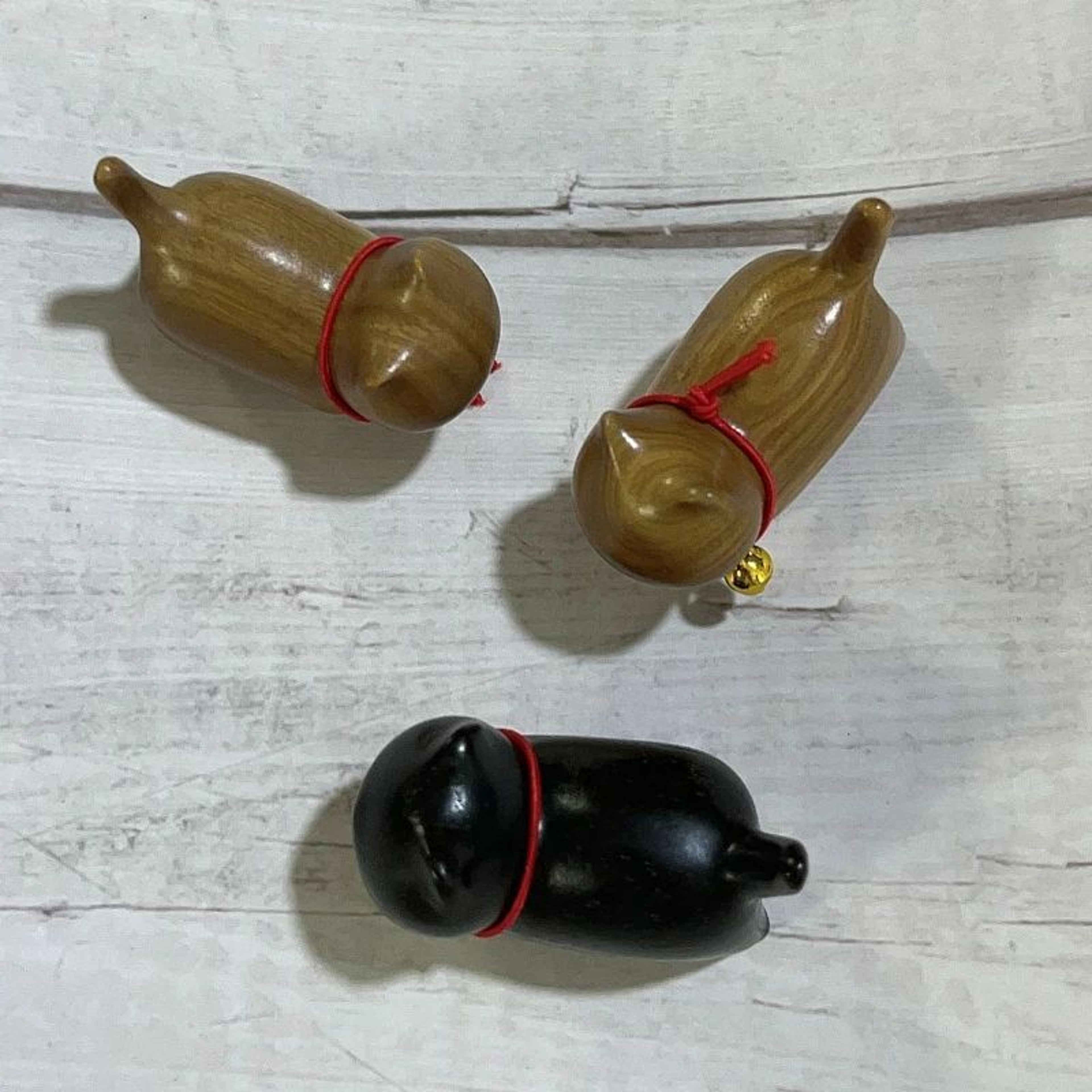 Hand Carved Wooden Cat Figurine Small Natural Wood Decor 5