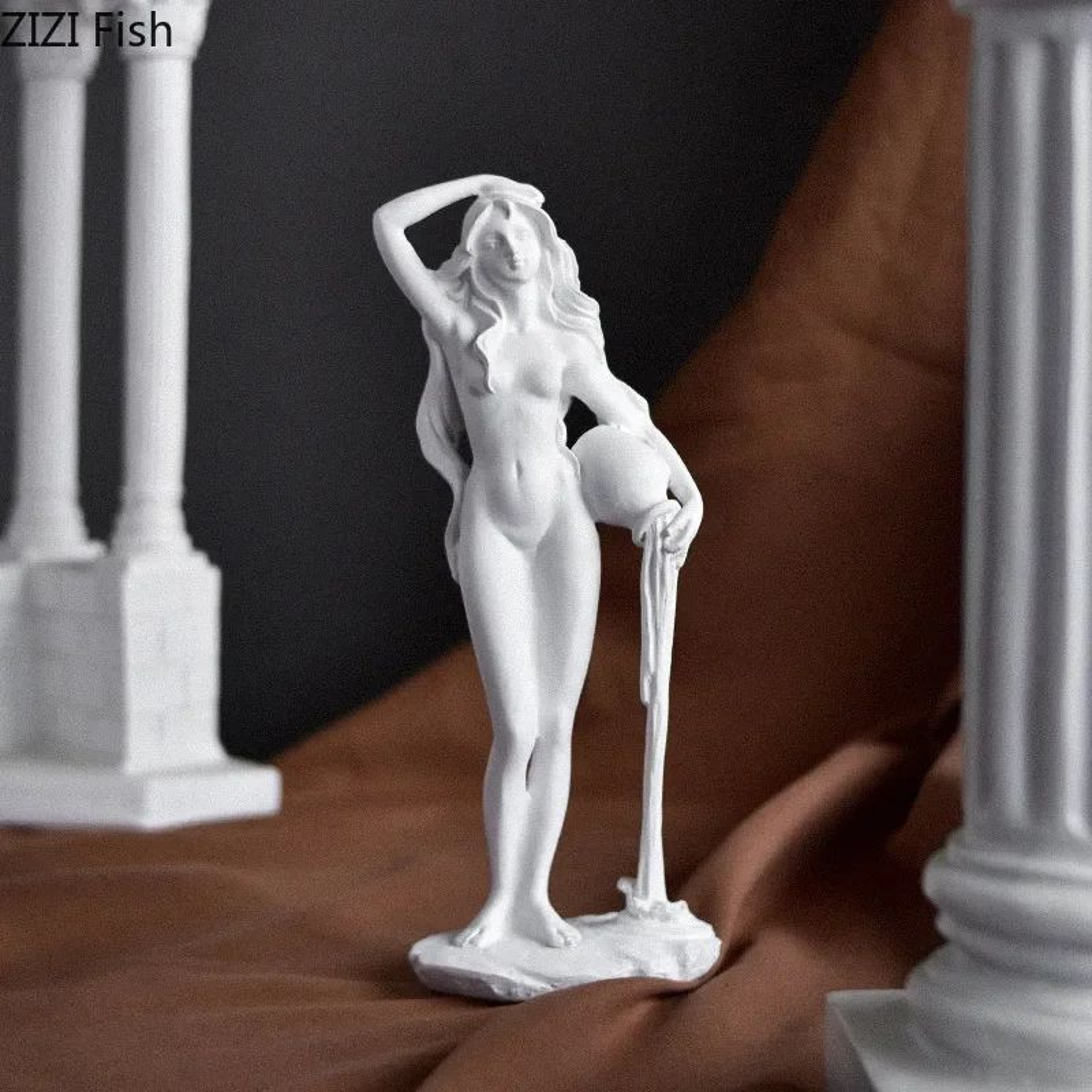 Venus Goddess Resin Sculpture Desk Decor 4
