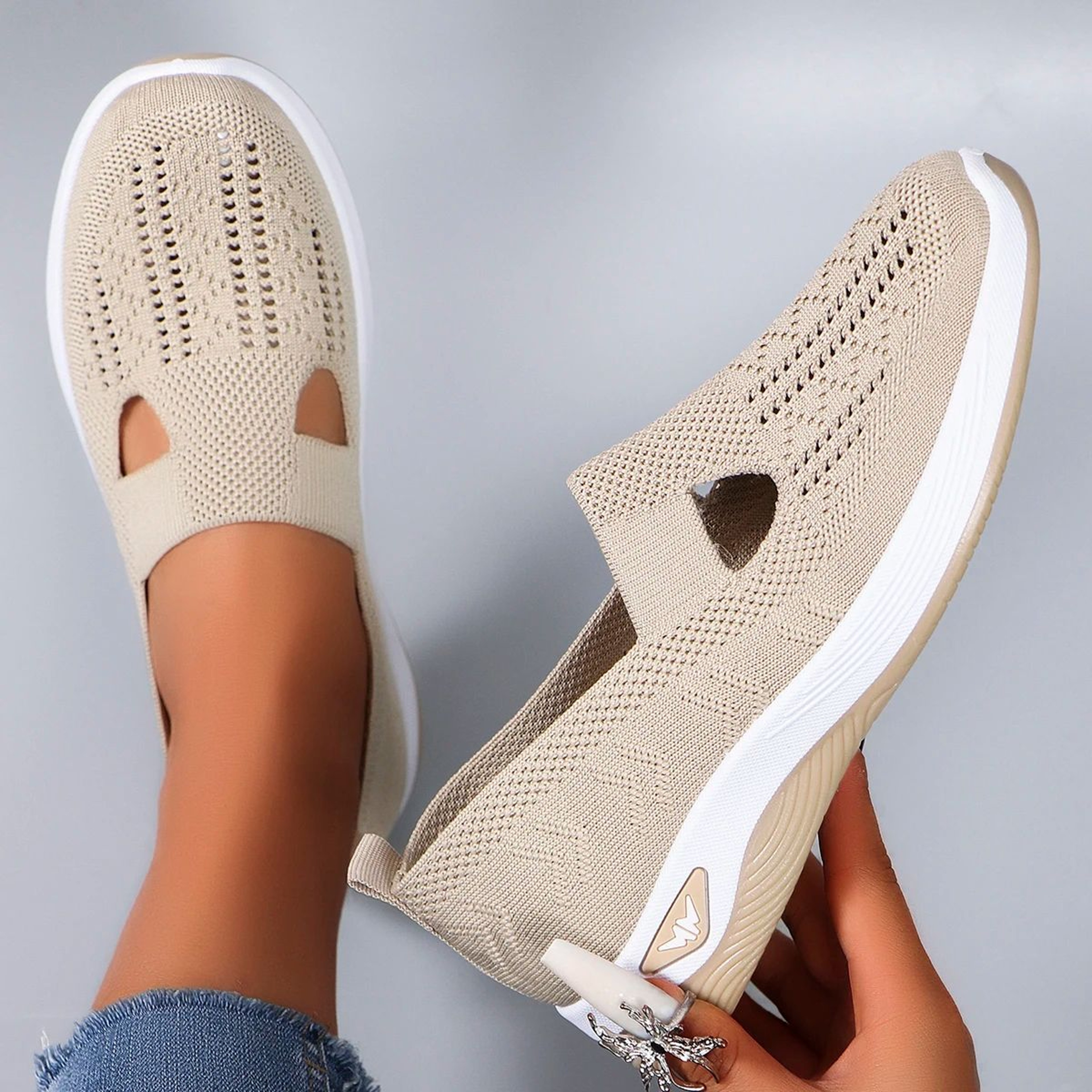 Women Breathable Lightweight Casual Sports Shoes 3