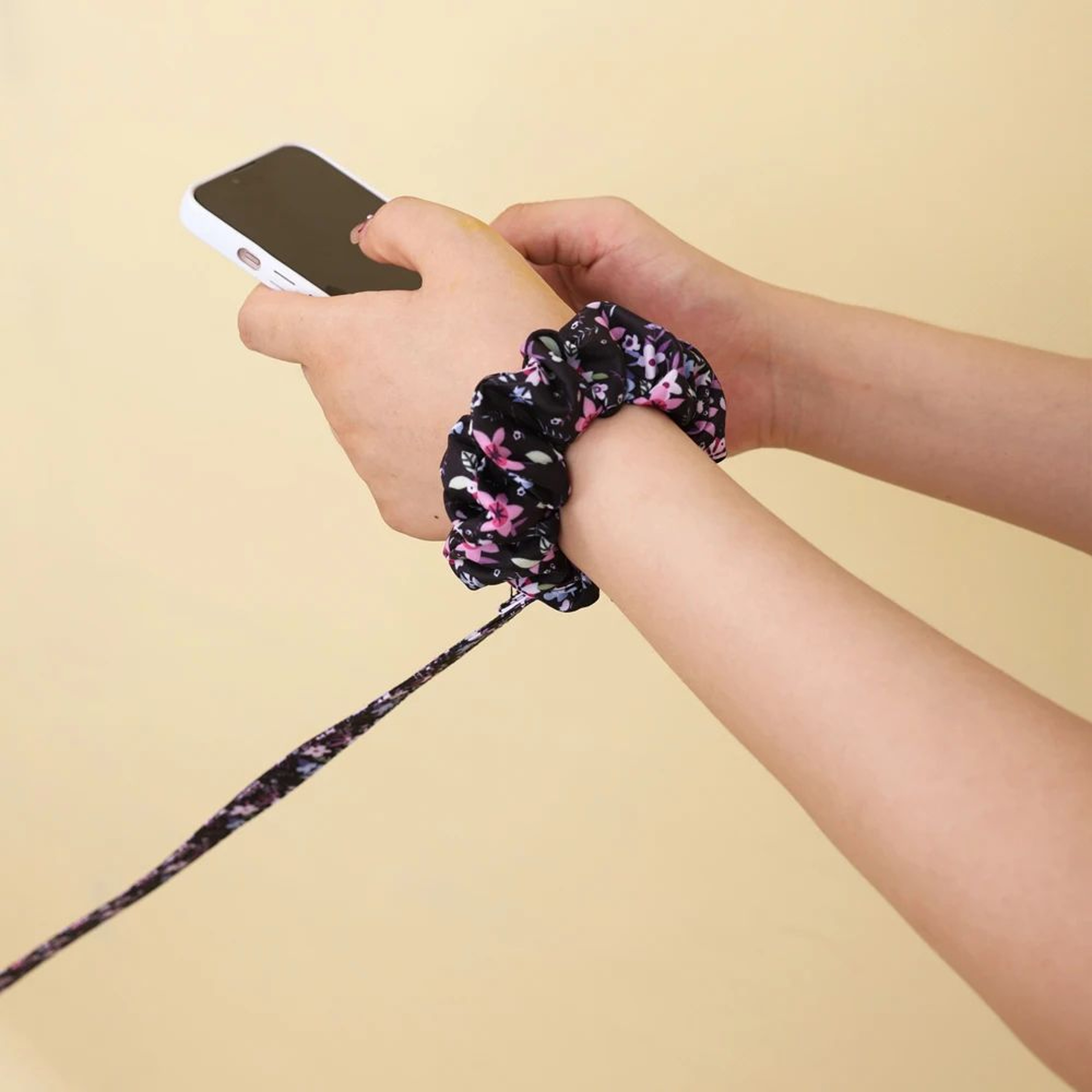 Adjustable Soft Pet Harness And Leash Set For Small Dogs And Cats 3