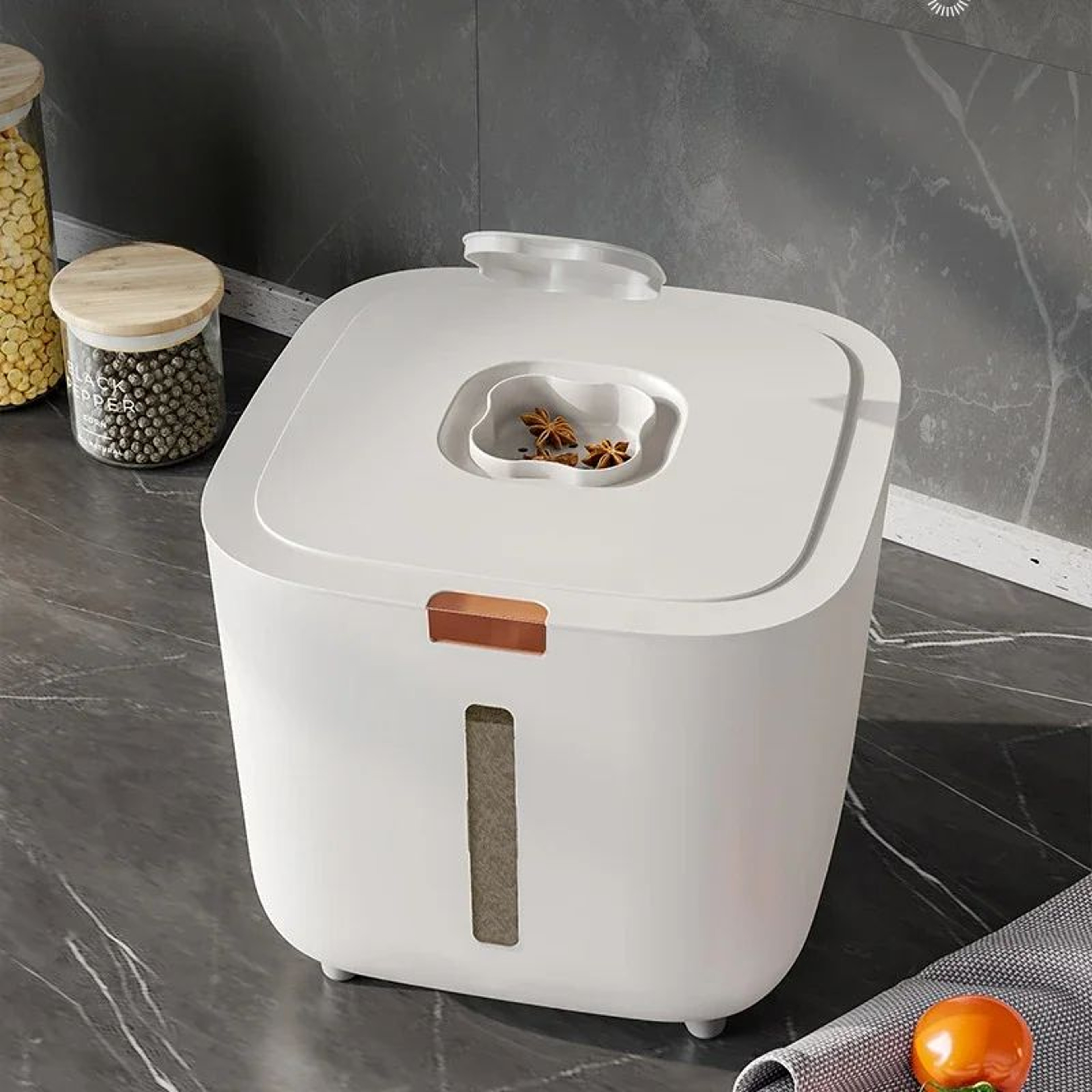Moisture Proof Rice Storage Bucket With Lid 0