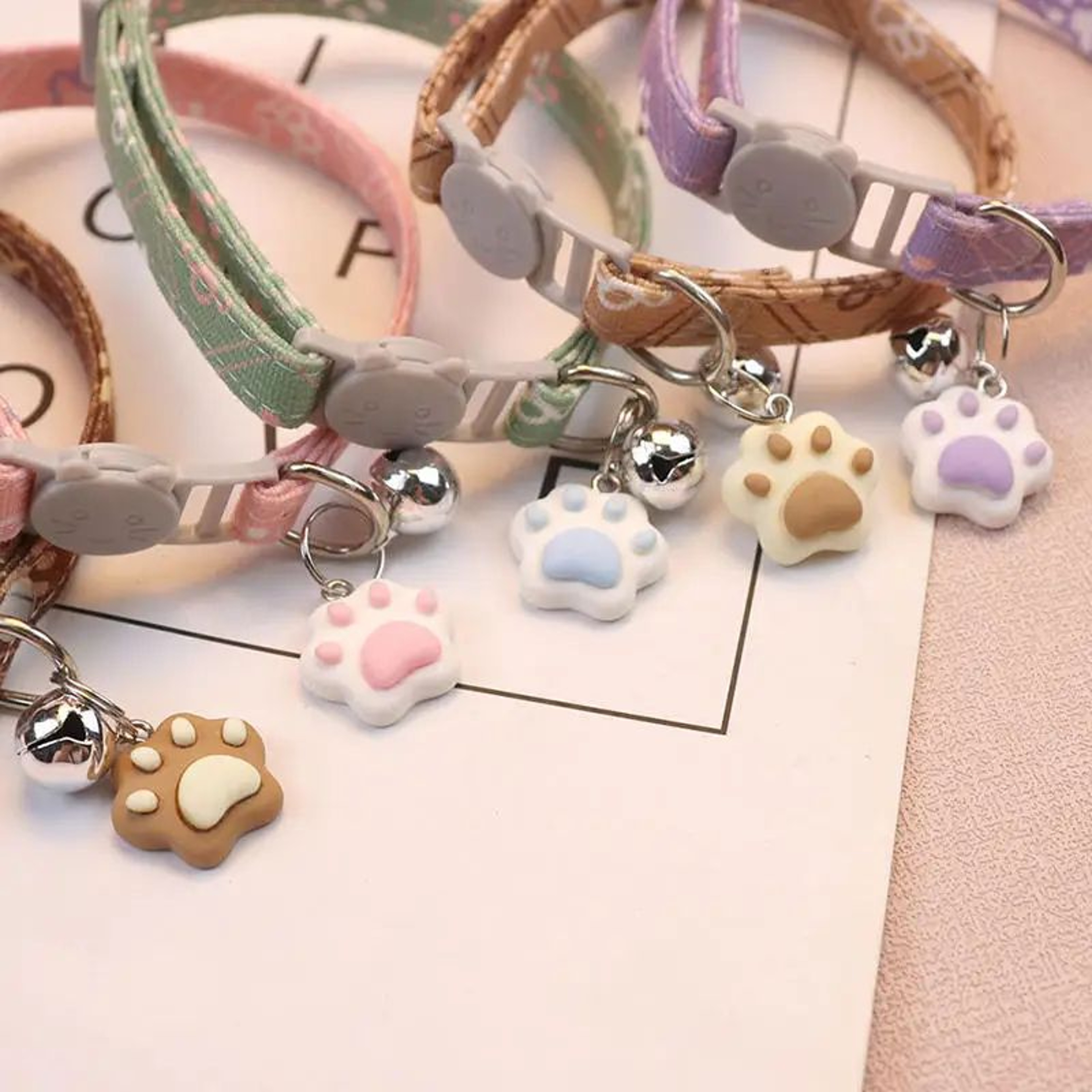 Adjustable Paw Print Breakaway Collar For Cats And Small Pets 4