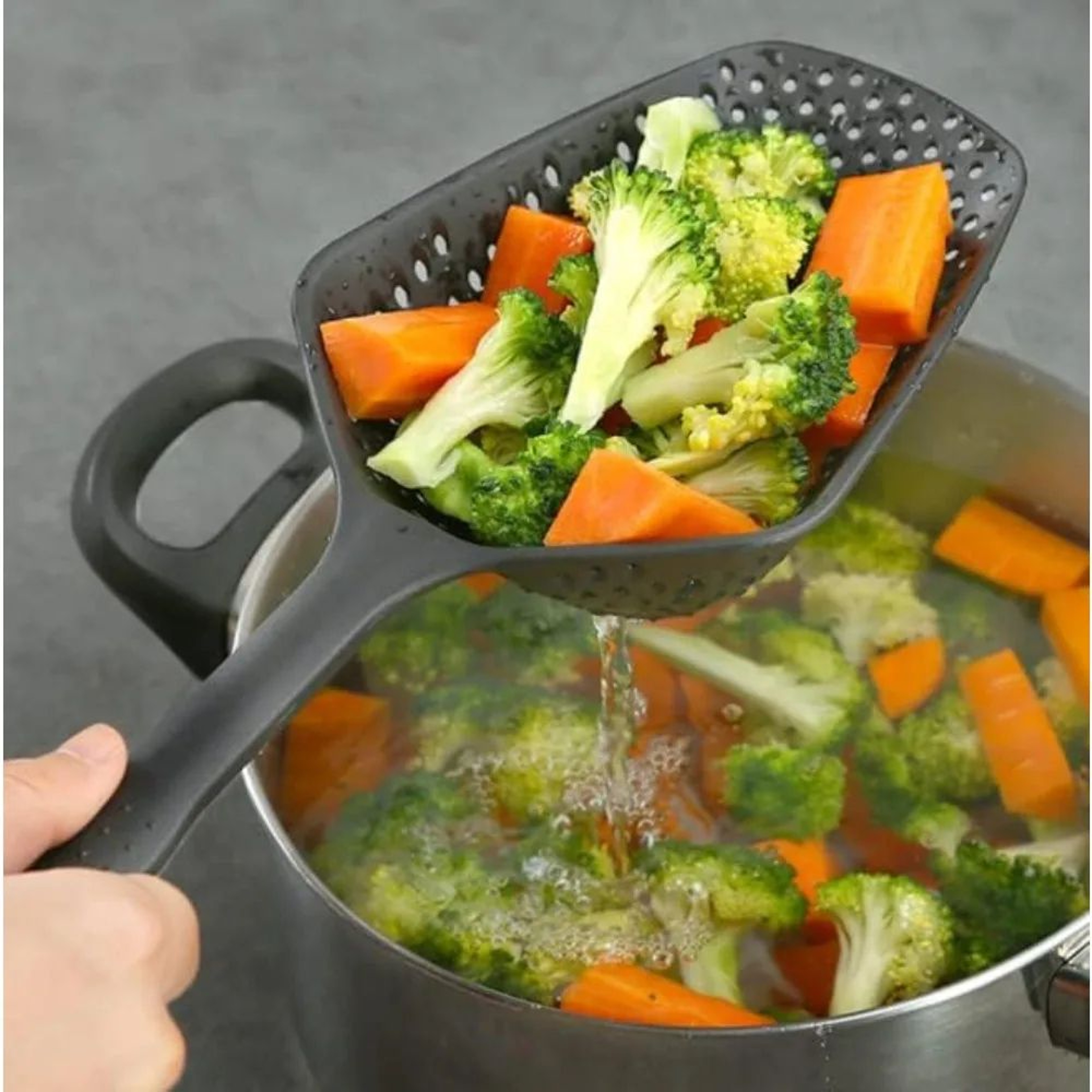 Durable Plastic Pasta Scoop And Slotted Strainer Spoon 8