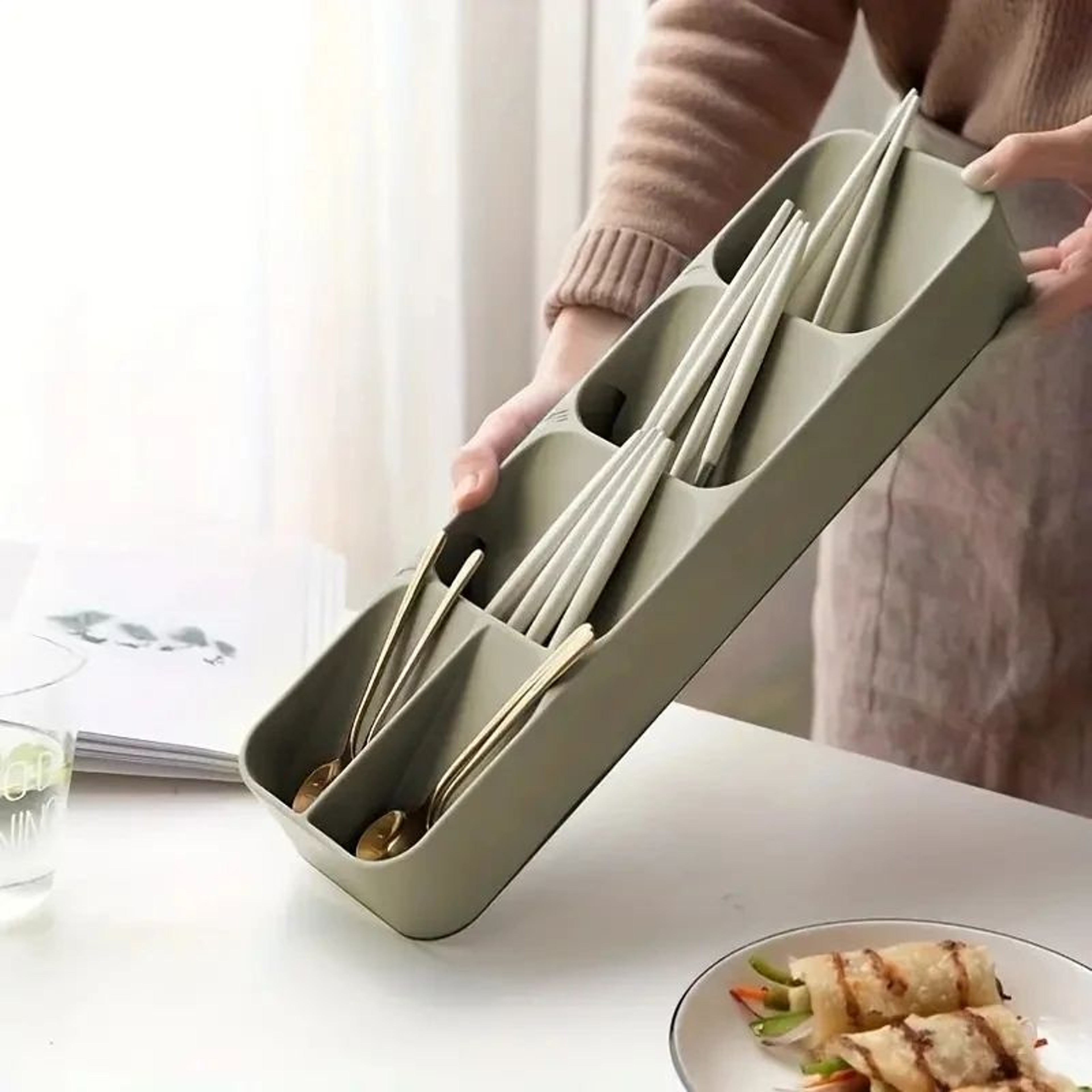 Space Saving Cutlery And Knife Drawer Organizer 2