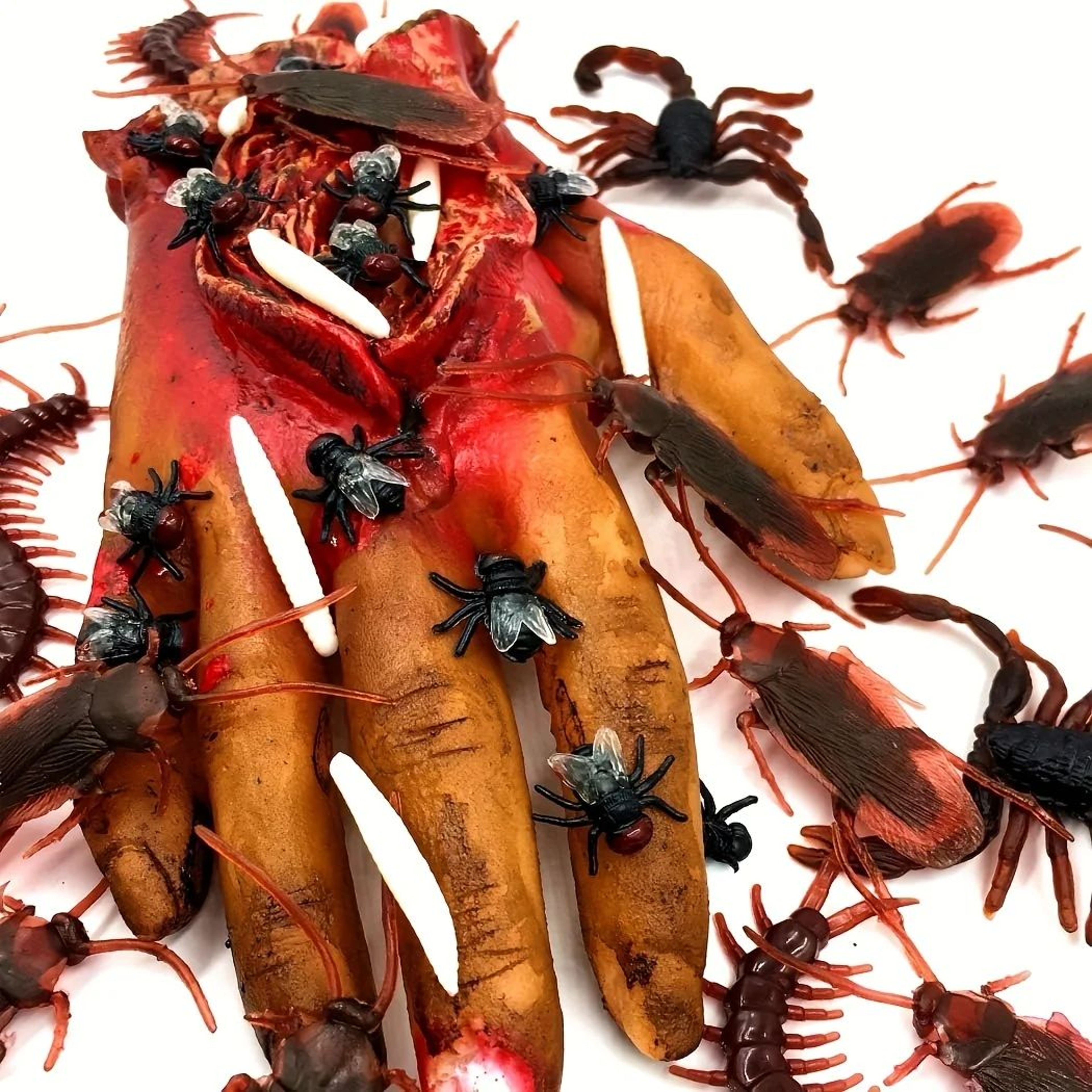 50 Piece Realistic Fake Cockroach Prank Toy Set 2