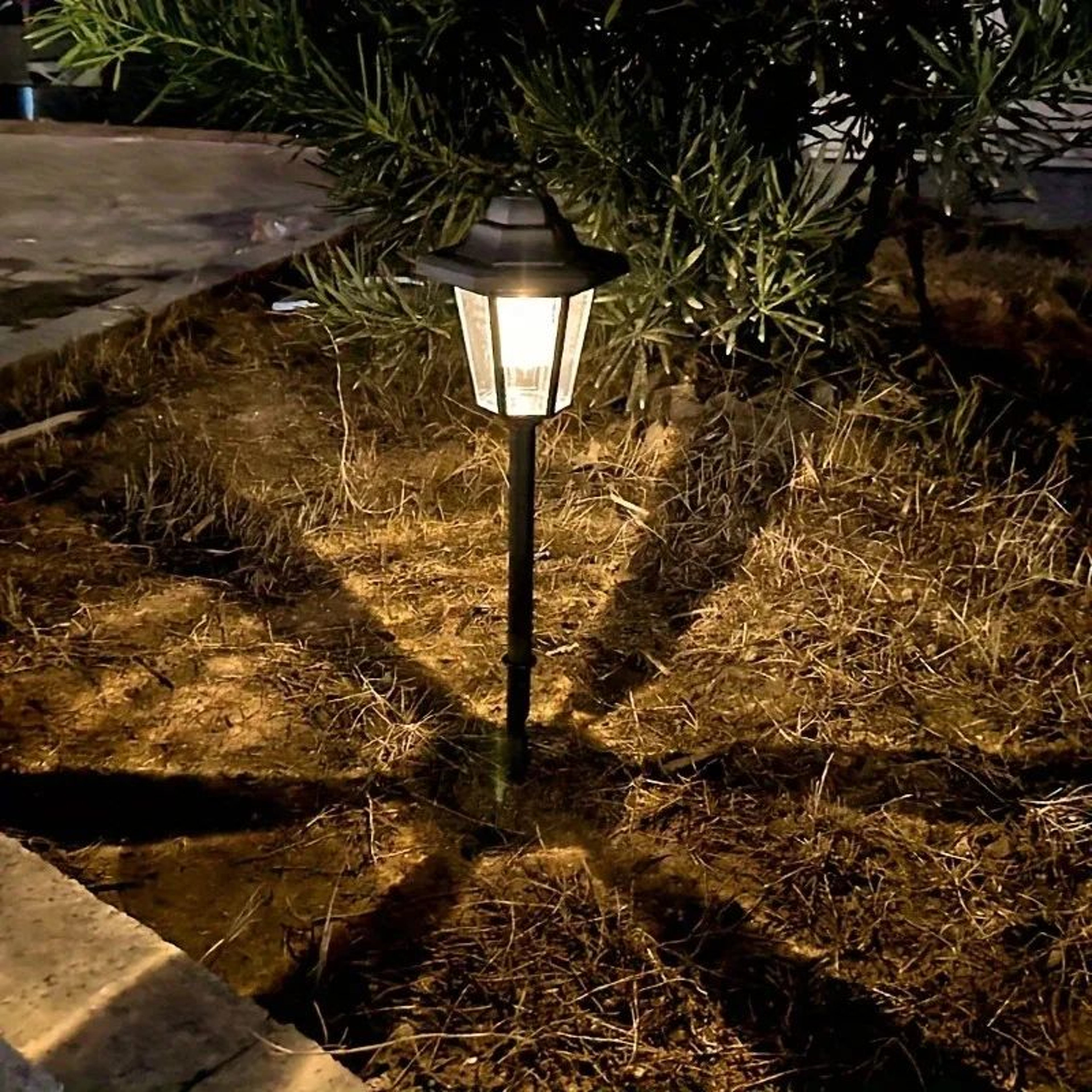 Vintage Hexagon Solar Pathway Lights 4