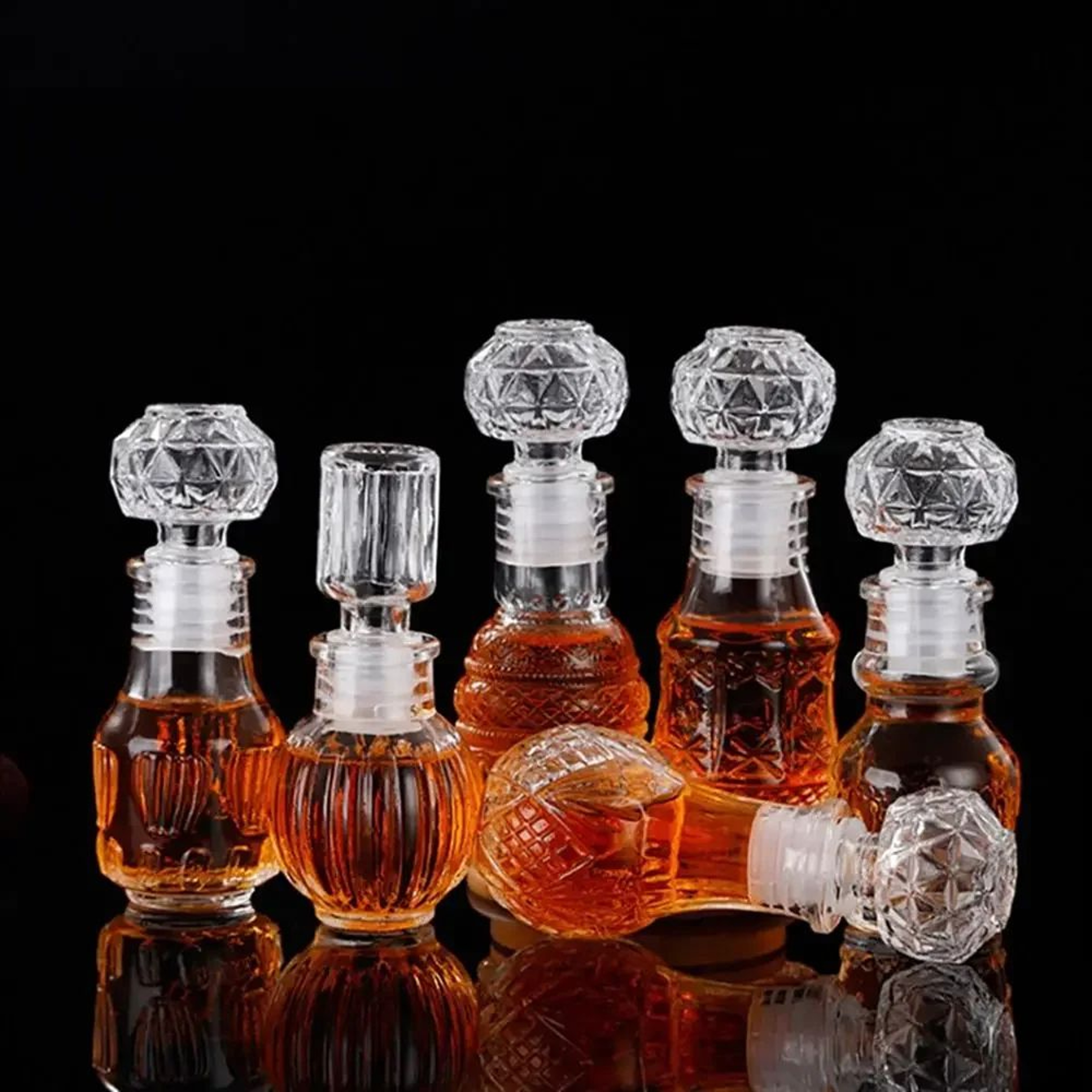 Mini 50ml Glass Liquor Bottle With Screw Cap 0