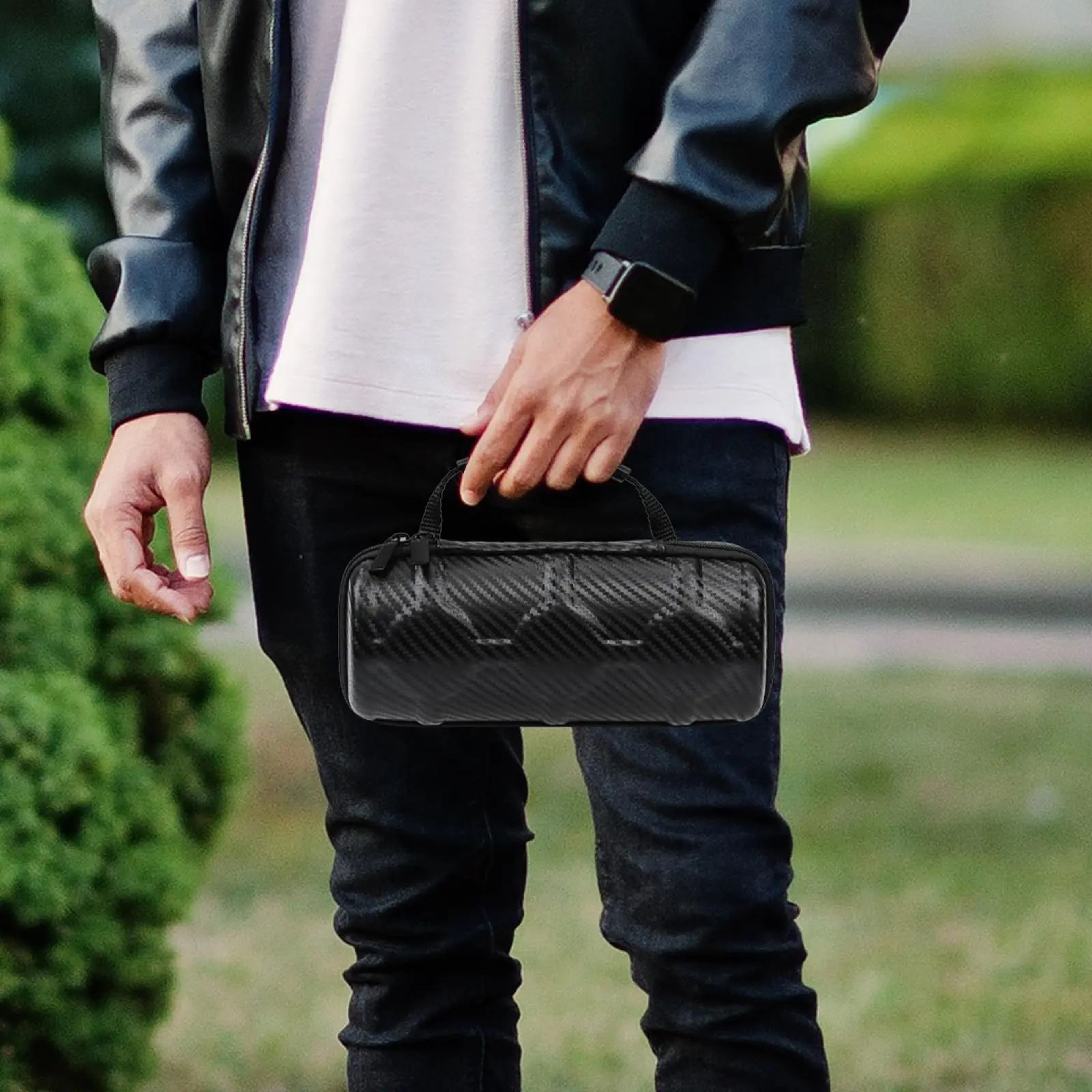 Hard Travel Watch Case With Removable Storage Pillows 4