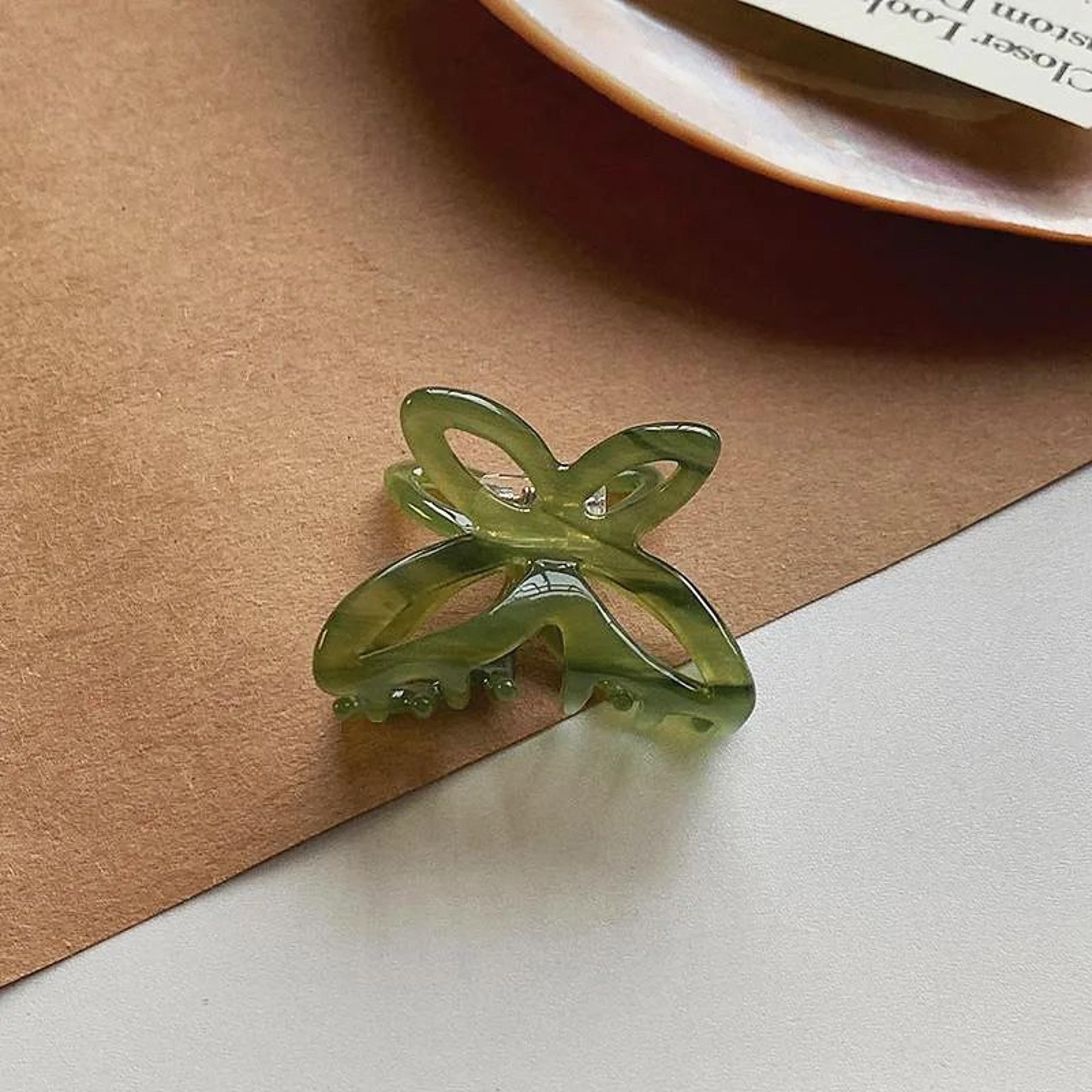 Retro French Butterfly Jelly Hair Claw Clip For Women 4