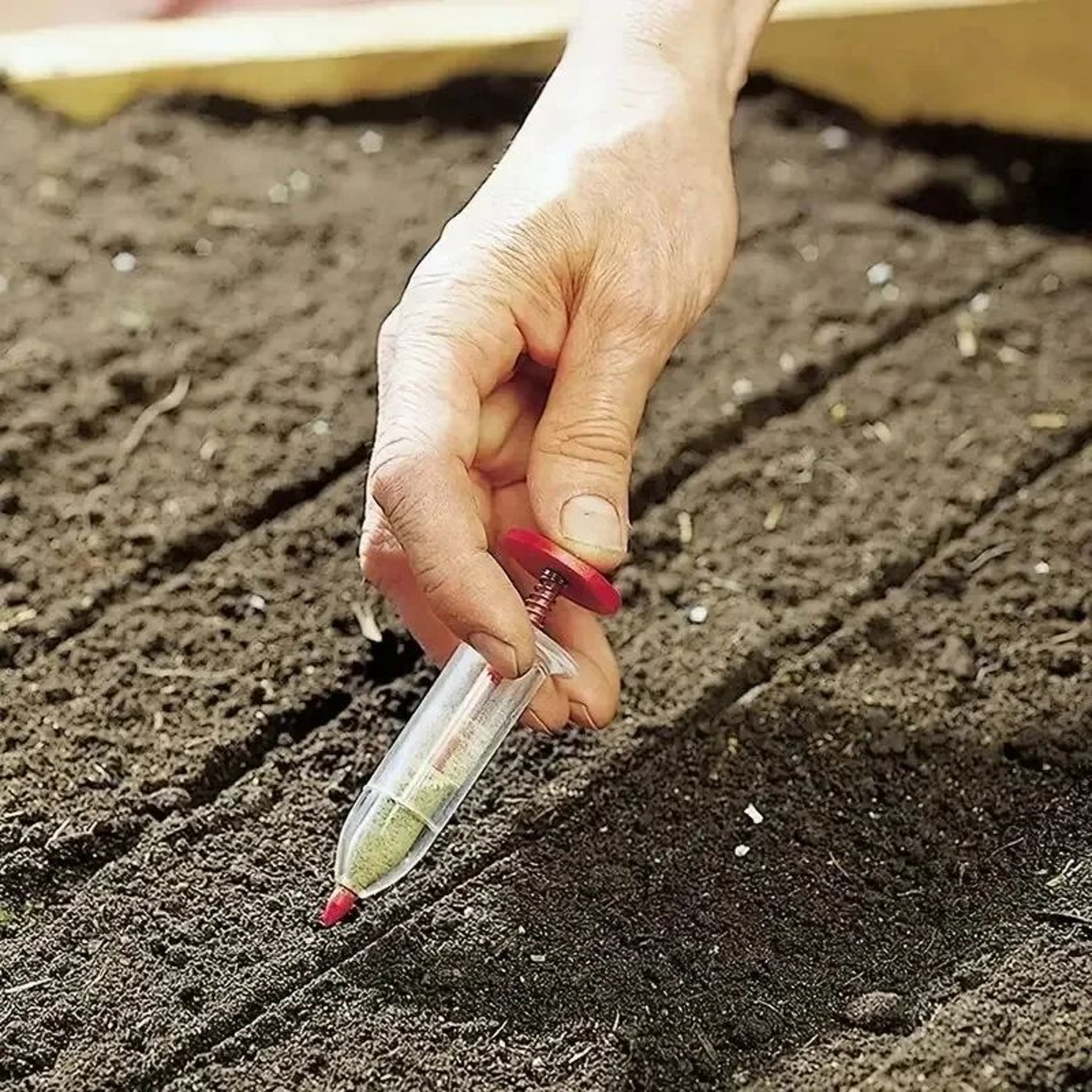 Mini Handheld Garden Seed Dispenser For Easy Sowing 0